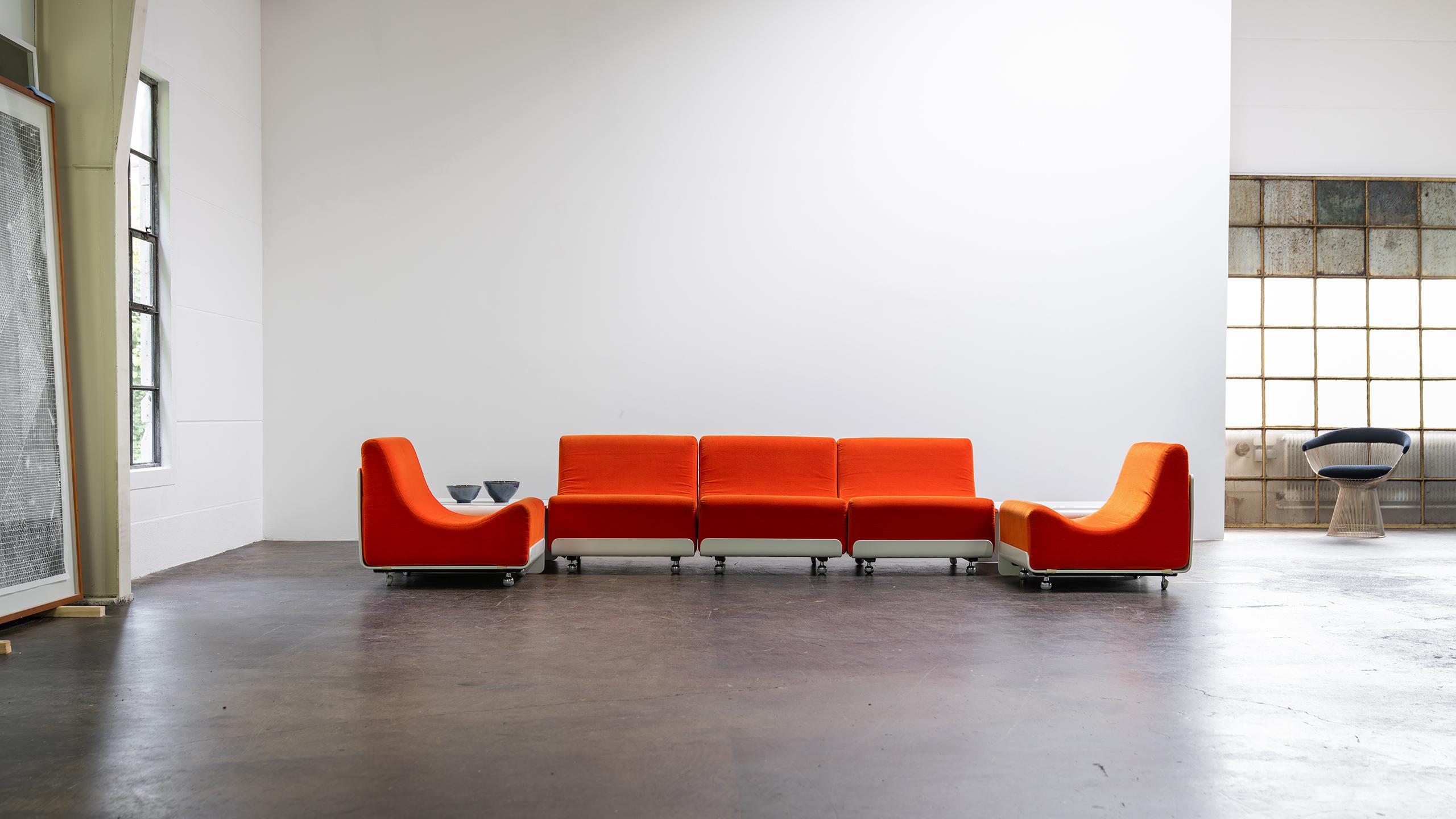 Milieu du XXe siècle Table de canapé modulaire Orbis Luigi Colani 1969  COR Allemagne velours orange de l'ère spatiale en vente
