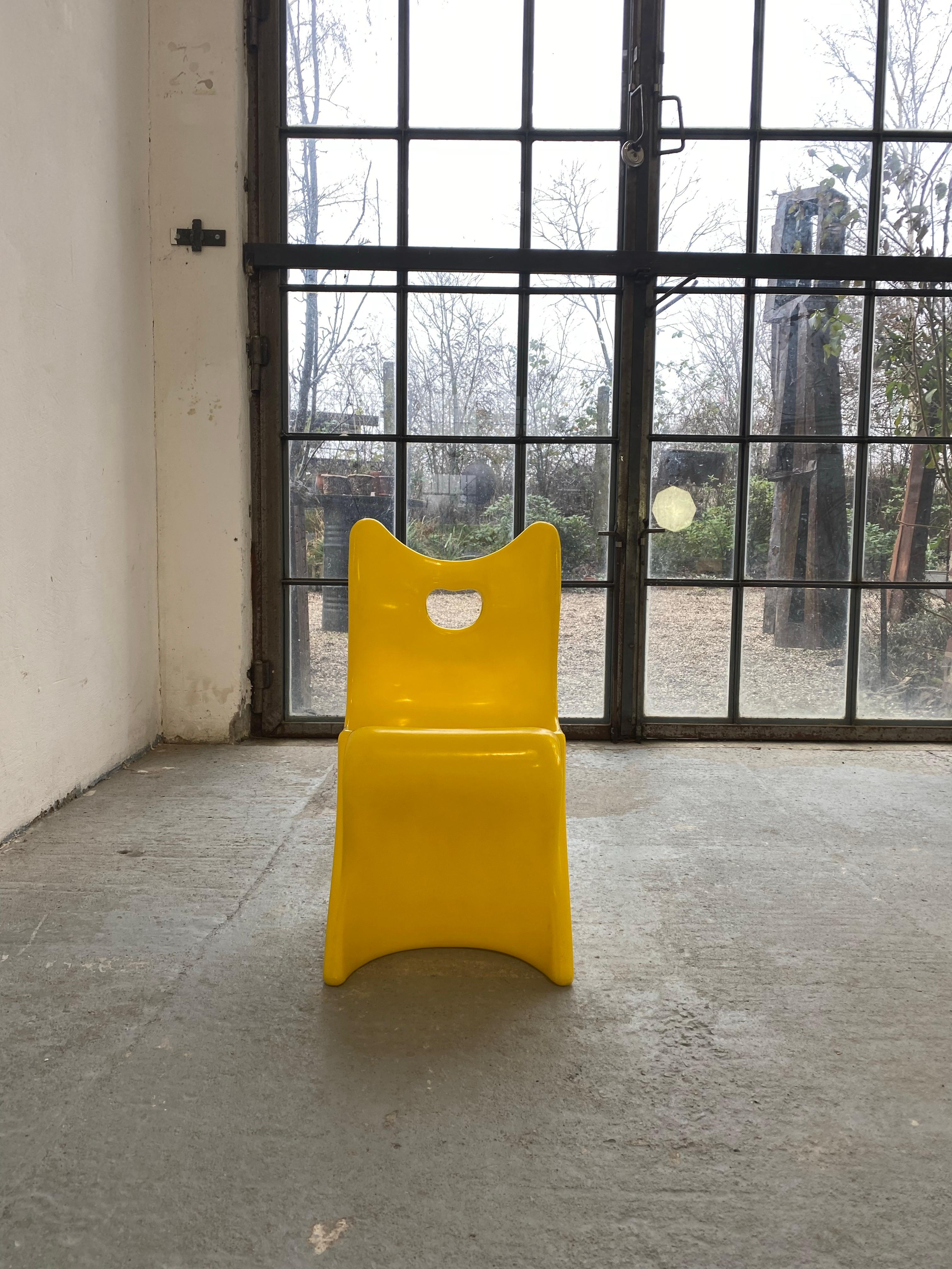 Luigi Colani  Space Age Plastic Children  Chair 1970s From Ringnor Germany For Sale 1