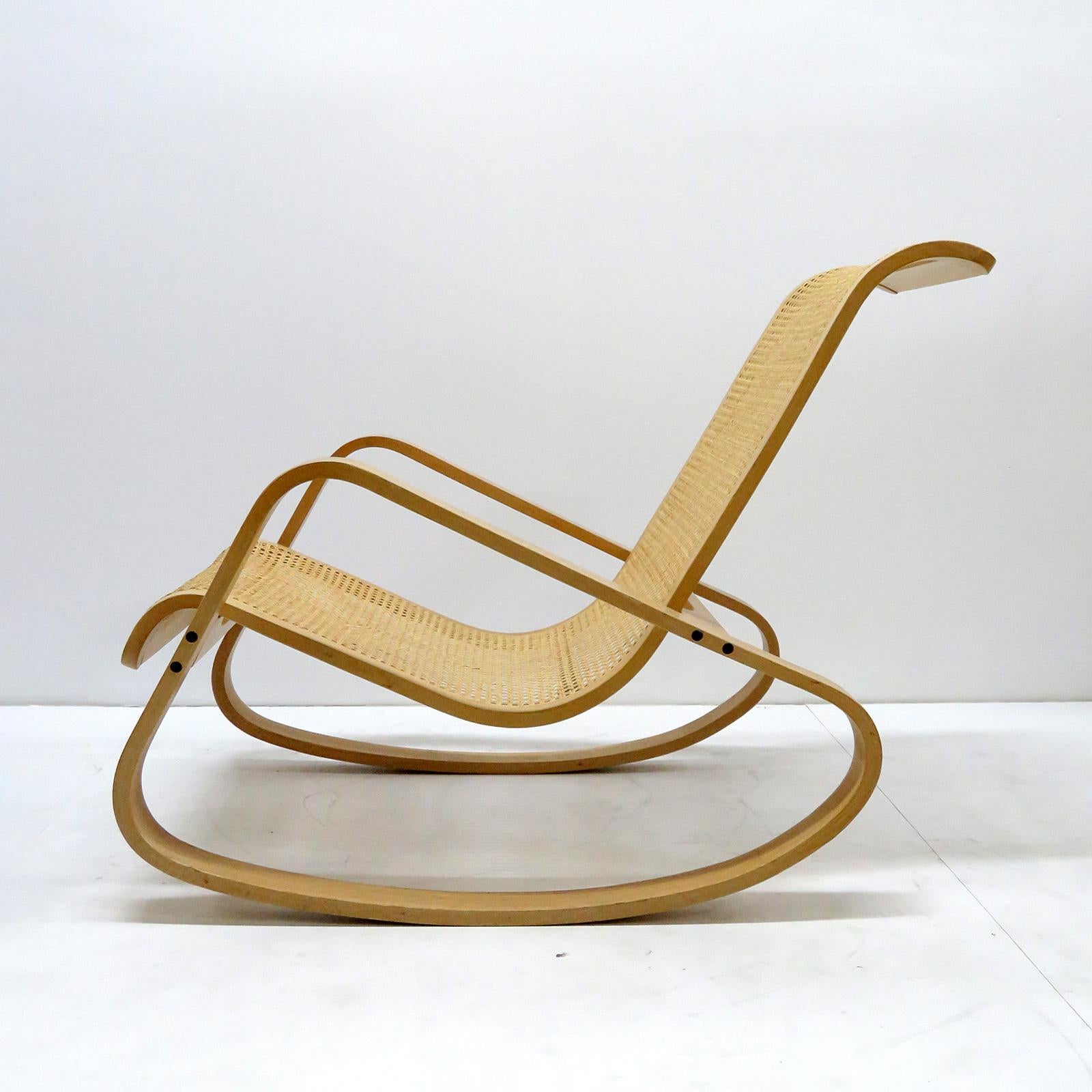 Mid-Century Modern Chaise à bascule Dondolo de Luigi Crassevig, 1970 en vente
