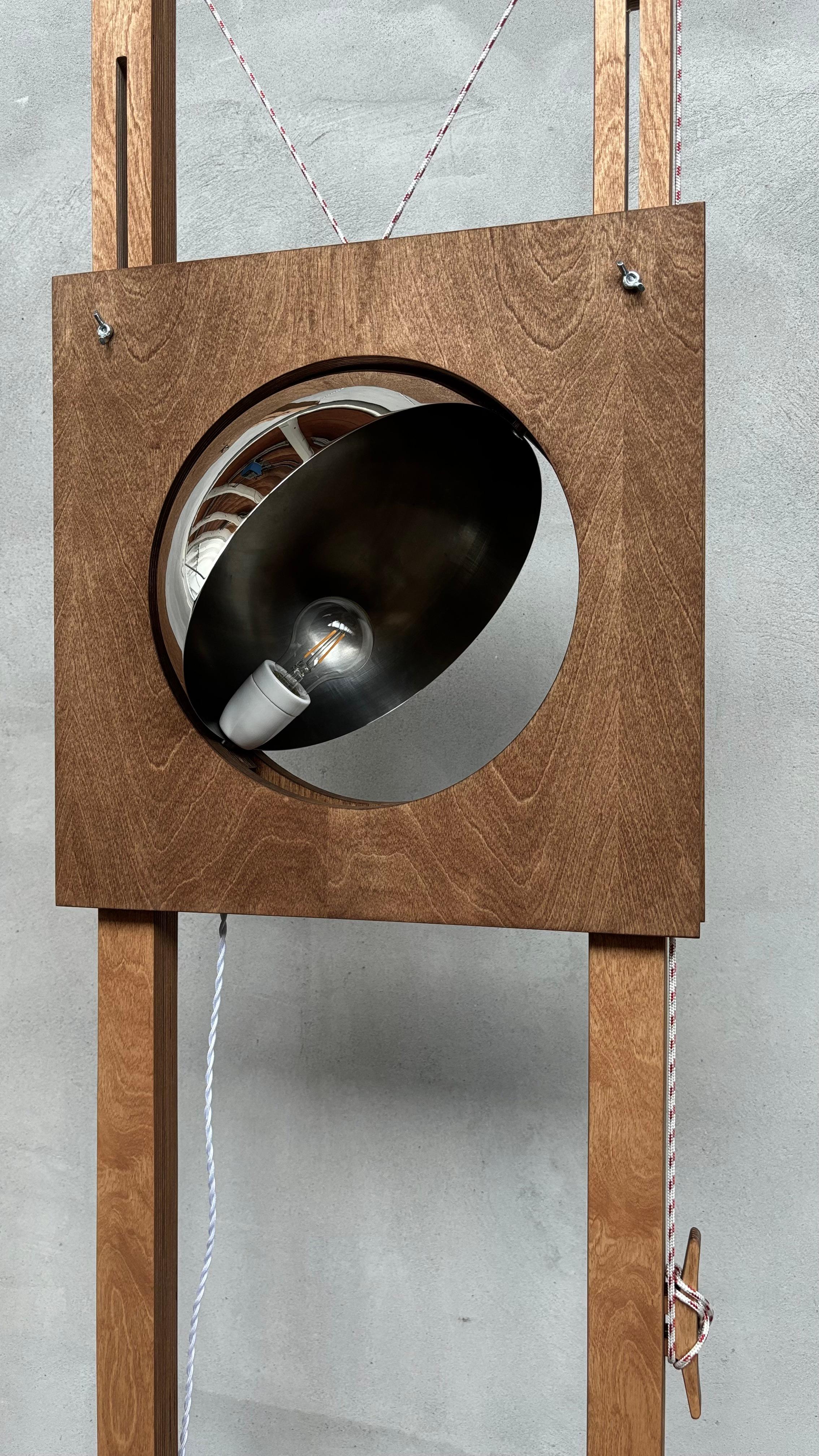 Luigi Stehlampe von Edoardo Lietti Studio im Zustand „Neu“ im Angebot in Geneve, CH