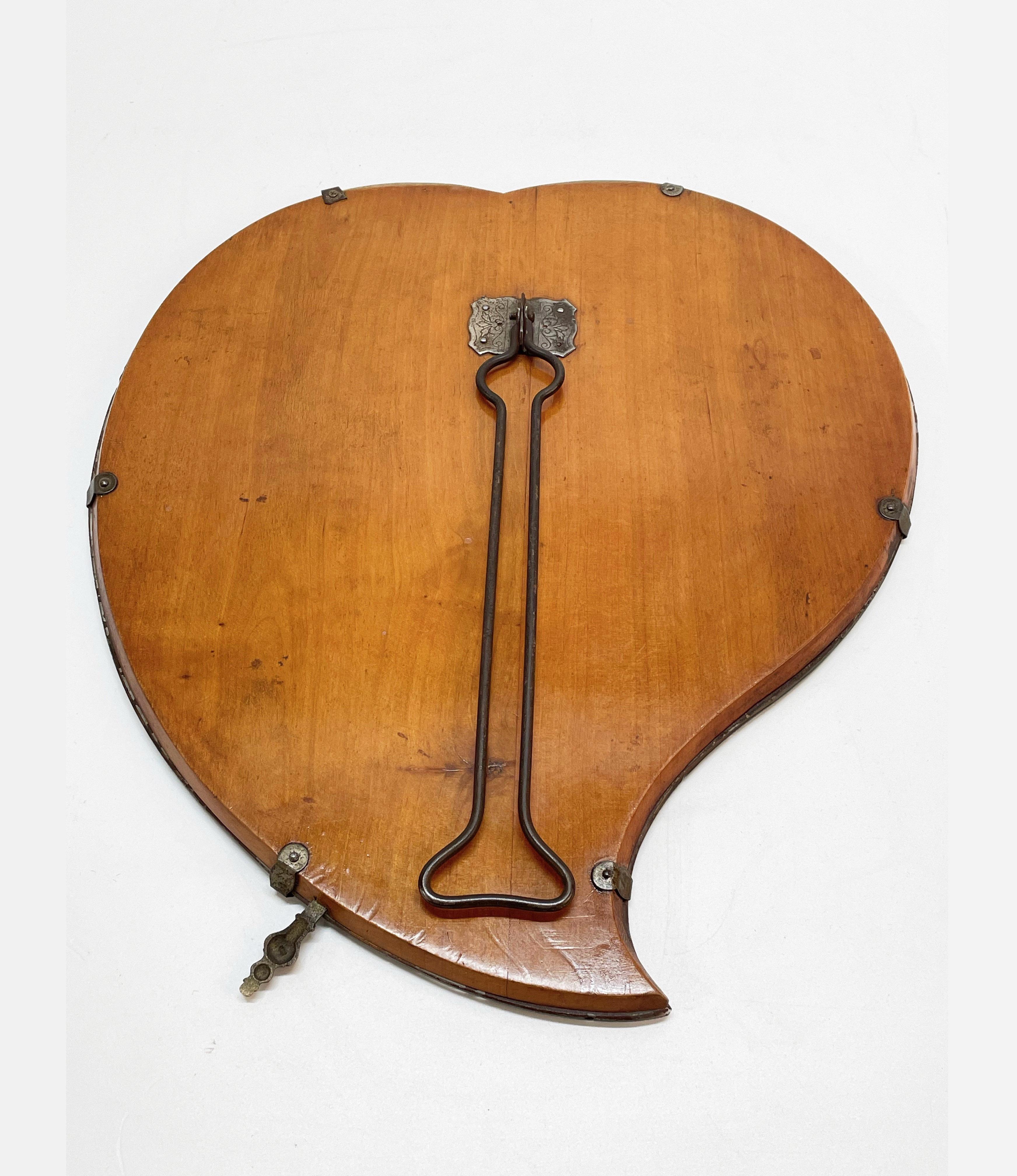 Luigi Fontana Midcentury Italian Heart Shaped Cherry Wood Table Mirror, 1940s For Sale 8