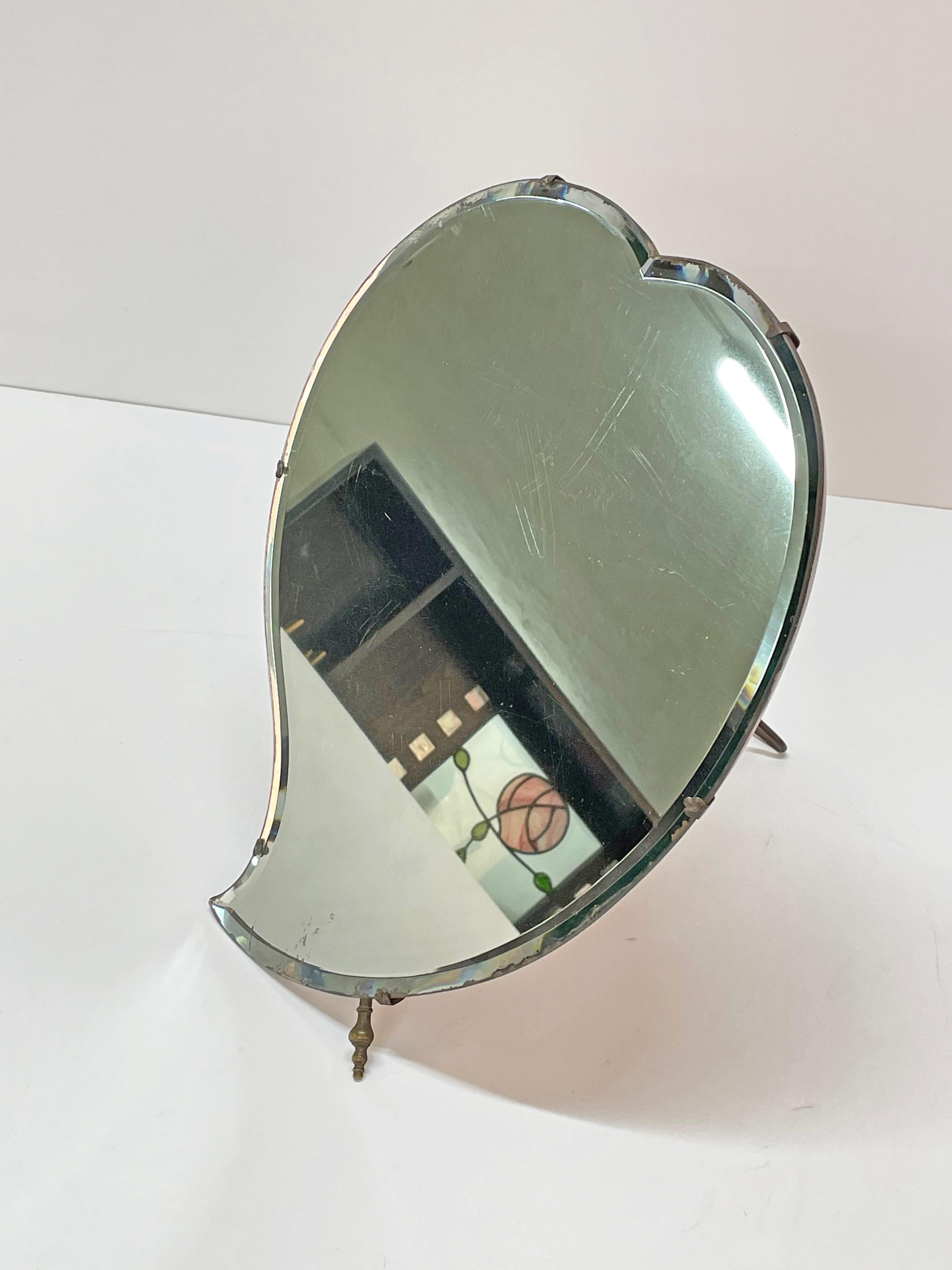 Mid-20th Century Luigi Fontana Midcentury Italian Heart Shaped Cherry Wood Table Mirror, 1940s For Sale