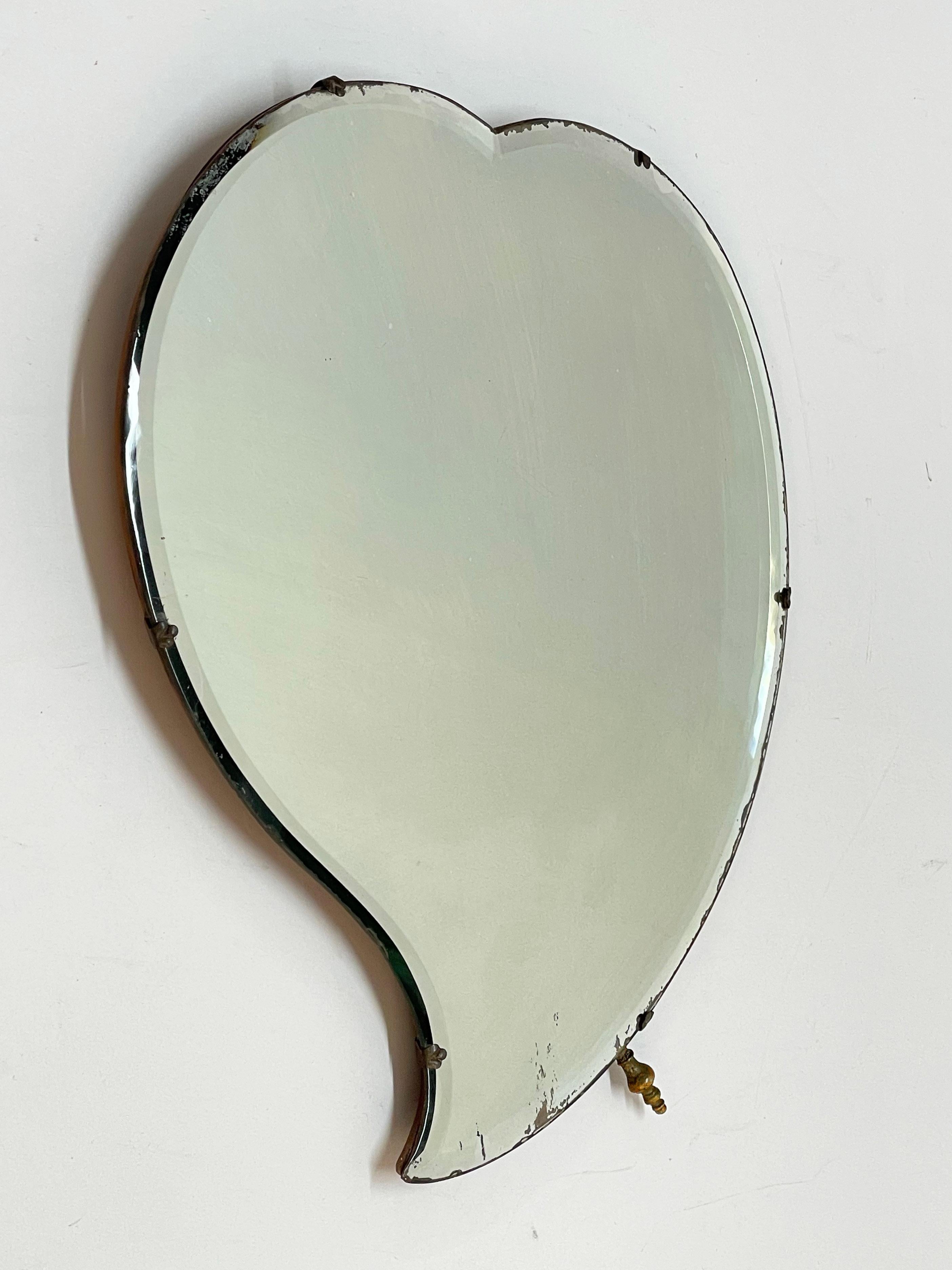 Luigi Fontana Midcentury Italian Heart Shaped Cherry Wood Table Mirror, 1940s For Sale 1