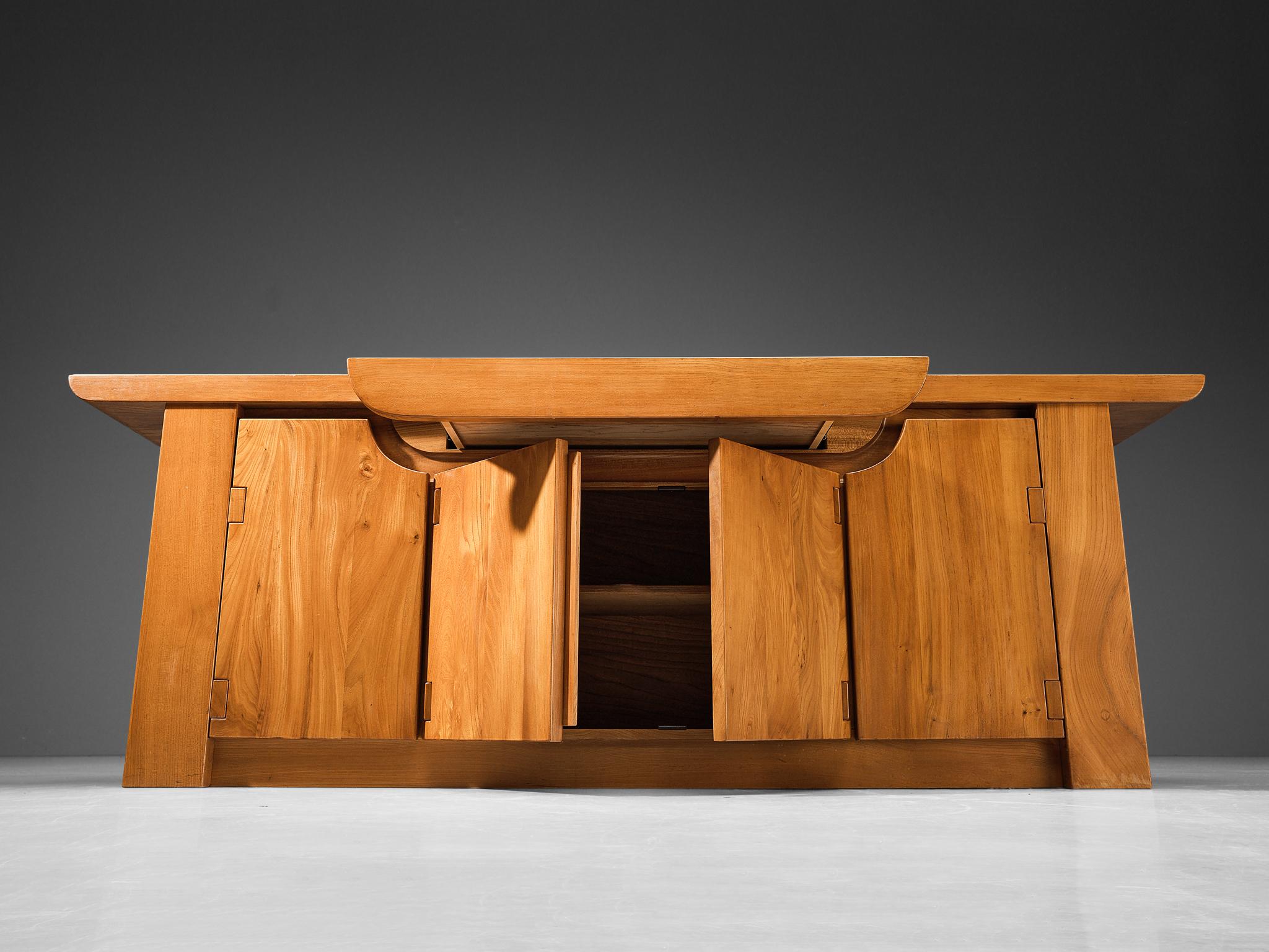 Buffet en orme massif Luigi Gorgoni pour Roche Bobois Bon état - En vente à Waalwijk, NL