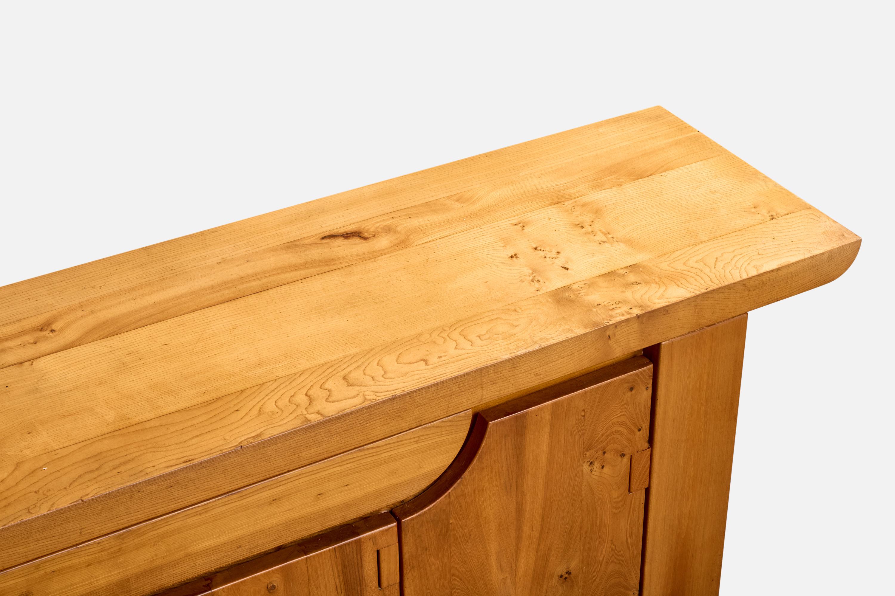 Luigi Gorgoni, Sideboard, Ulme, Italien, 1980er Jahre im Angebot 3