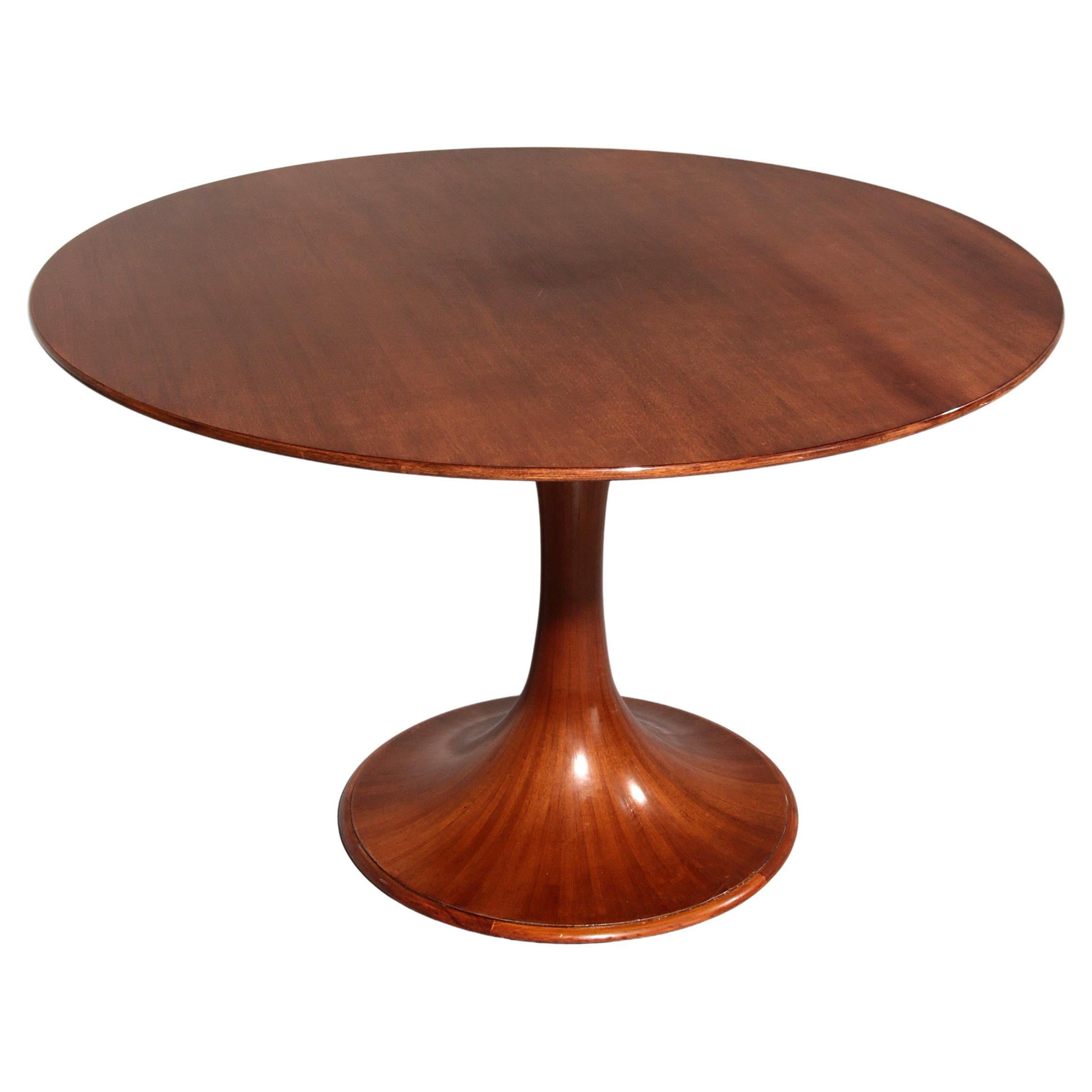 Luigi Massoni Clessidra dining table Mobilia Italy 1959