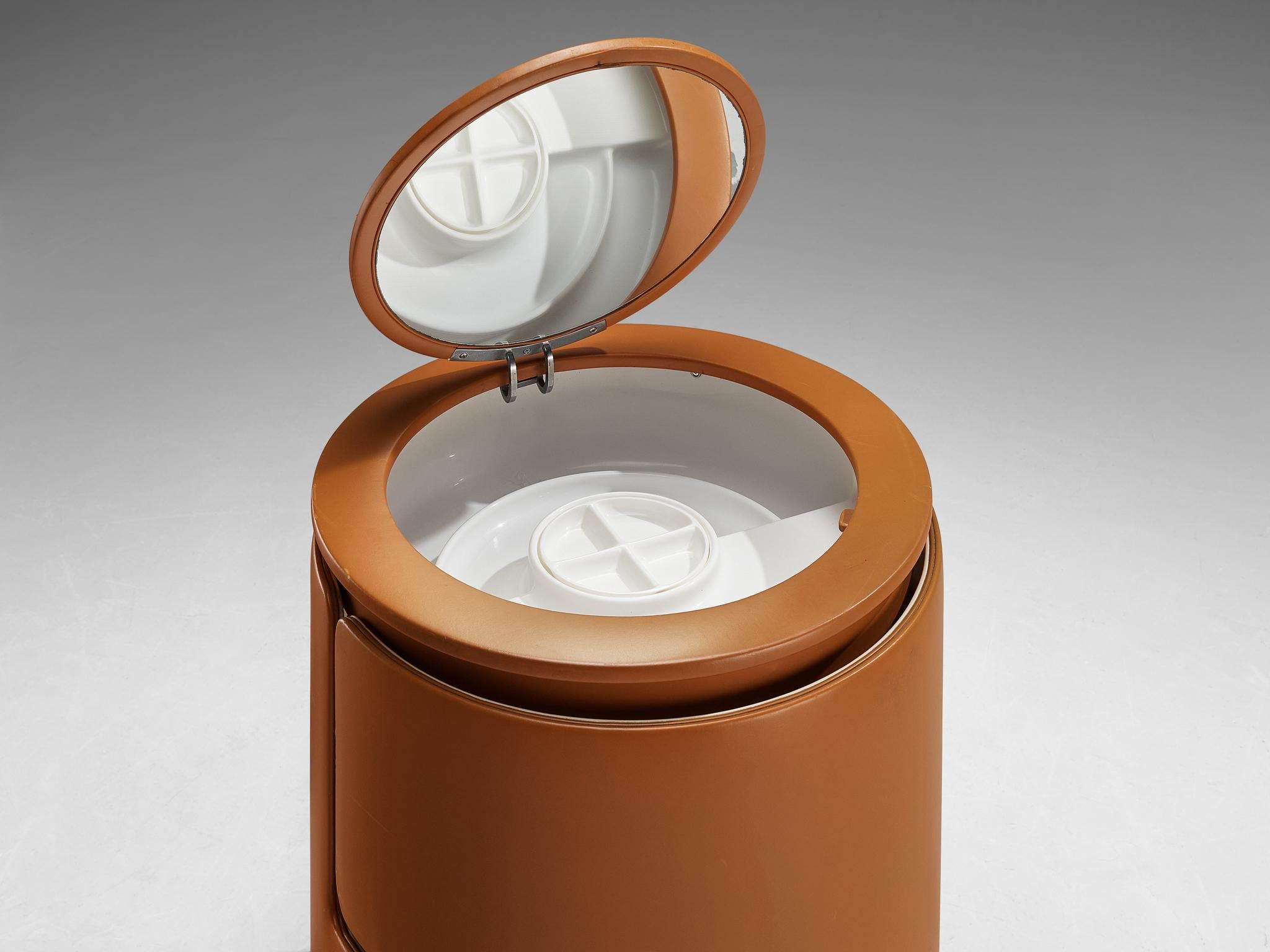 Luigi Massoni ‘Dilly Dally’ Vanity Set in Cognac Leatherette In Good Condition For Sale In Waalwijk, NL