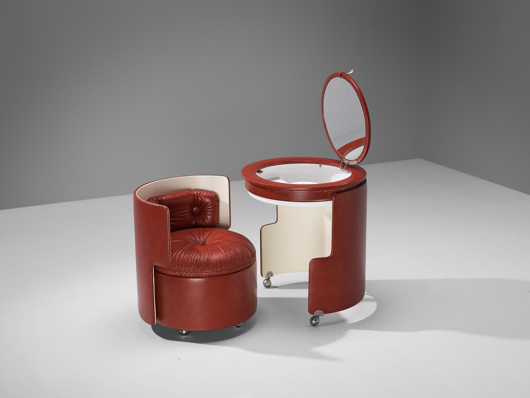 Imitation cuir Luigi Massoni 'Dilly Dally' Vanity Set avec table et chaise en simili-cuir rouge