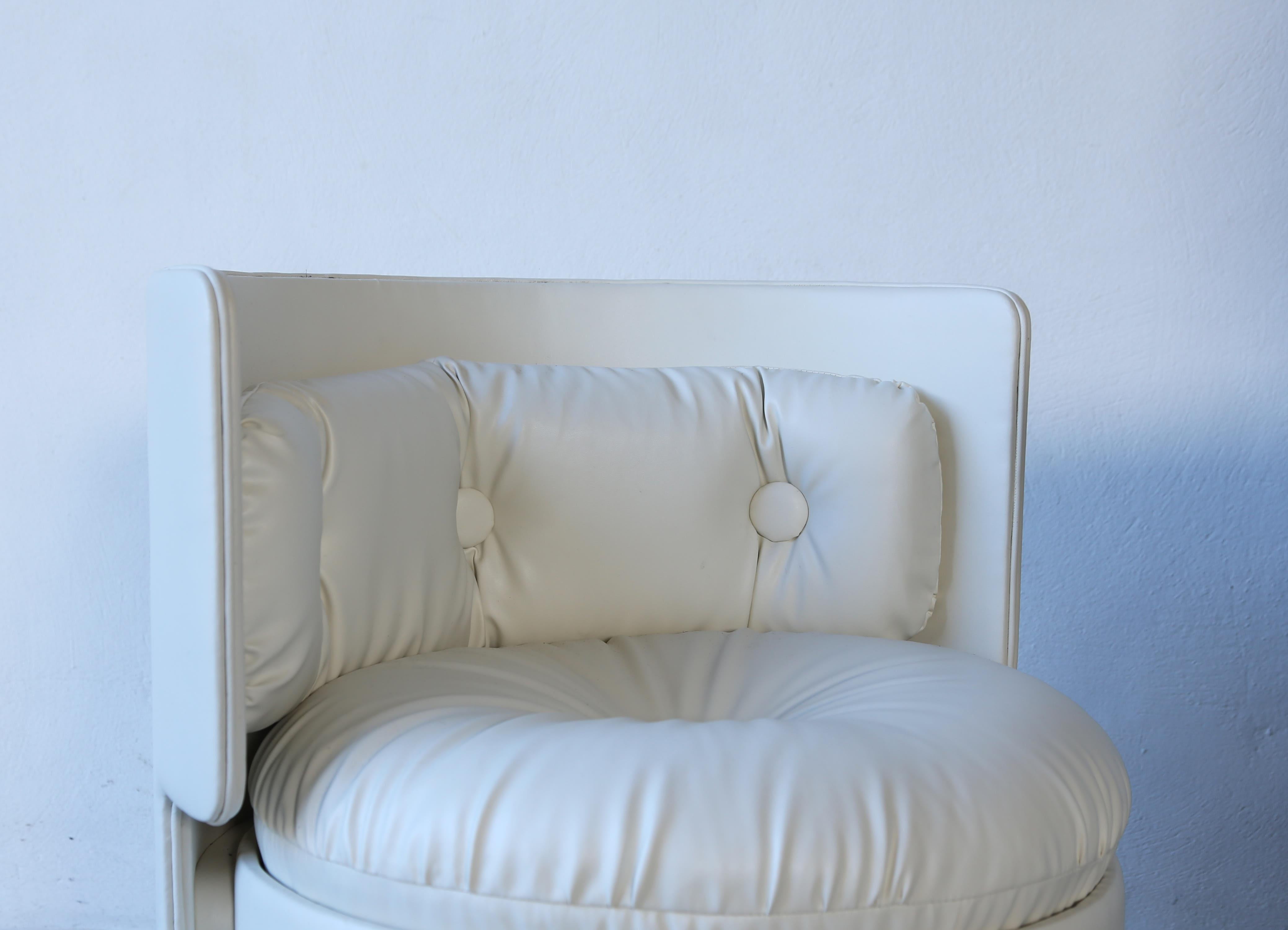 Luigi Massoni Dilly Dally Vanity Table and Chair, Poltrona Frau, Italia, anni '60 in vendita 4