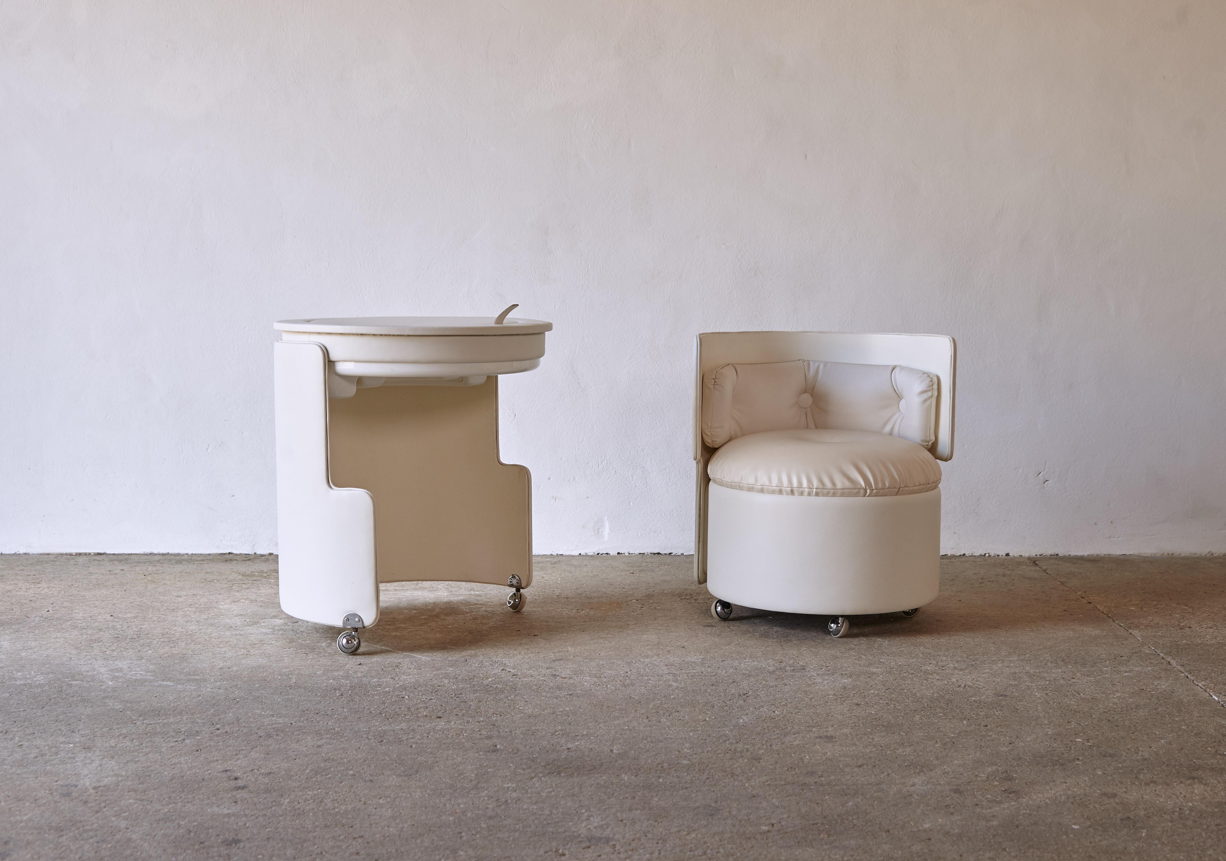 Luigi Massoni Dilly Dally Vanity Table and Chair, Poltrona Frau, Italy, 1960s 9