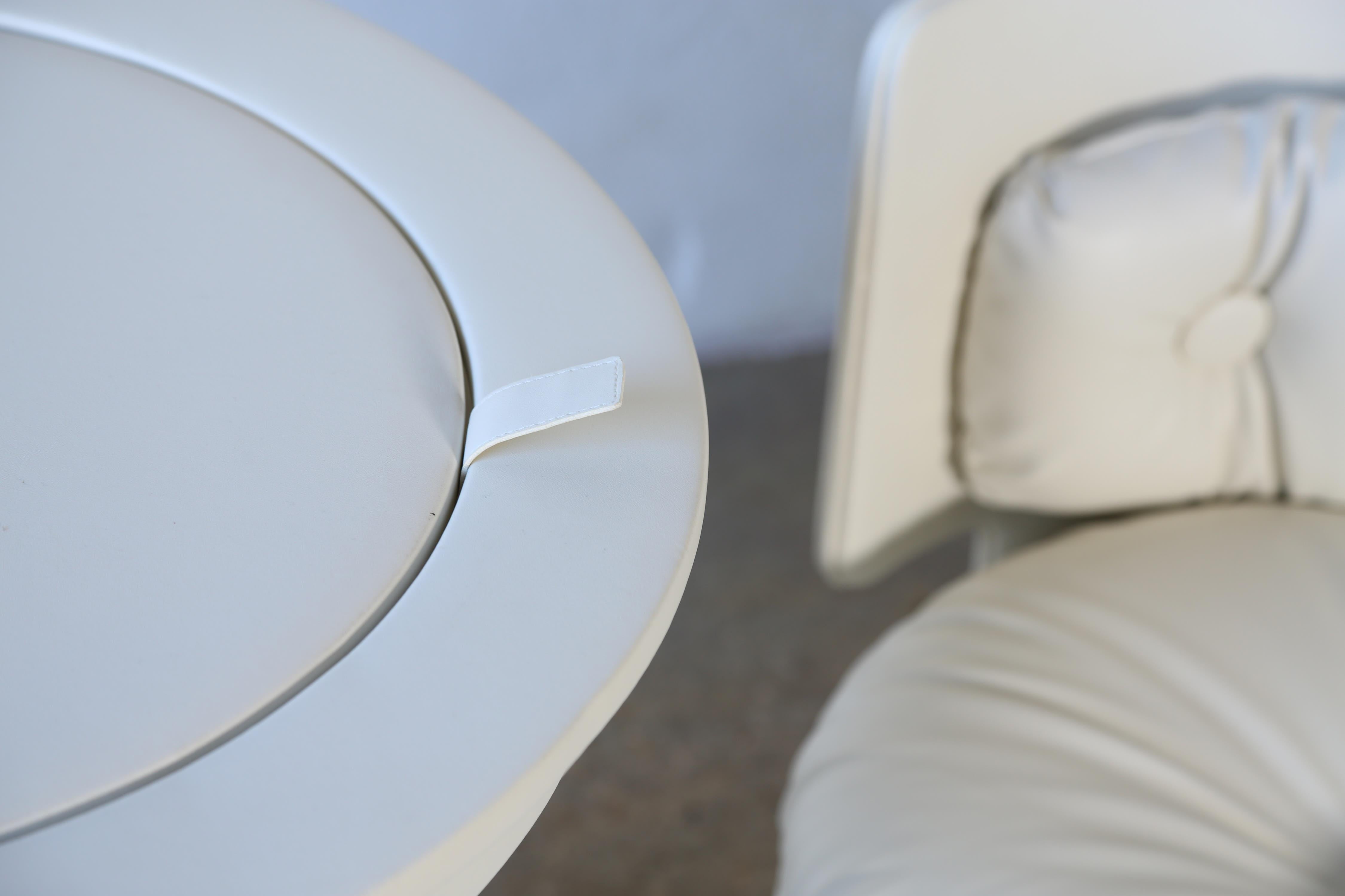Luigi Massoni Dilly Dally Vanity Table and Chair, Poltrona Frau, Italia, anni '60 In condizioni buone in vendita a LEWES, GB