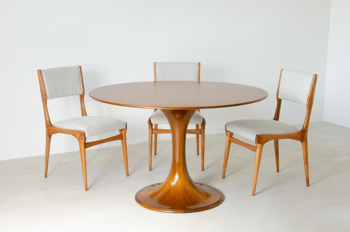 Mid-Century Modern Table élégante en acajou Luigi Massoni 