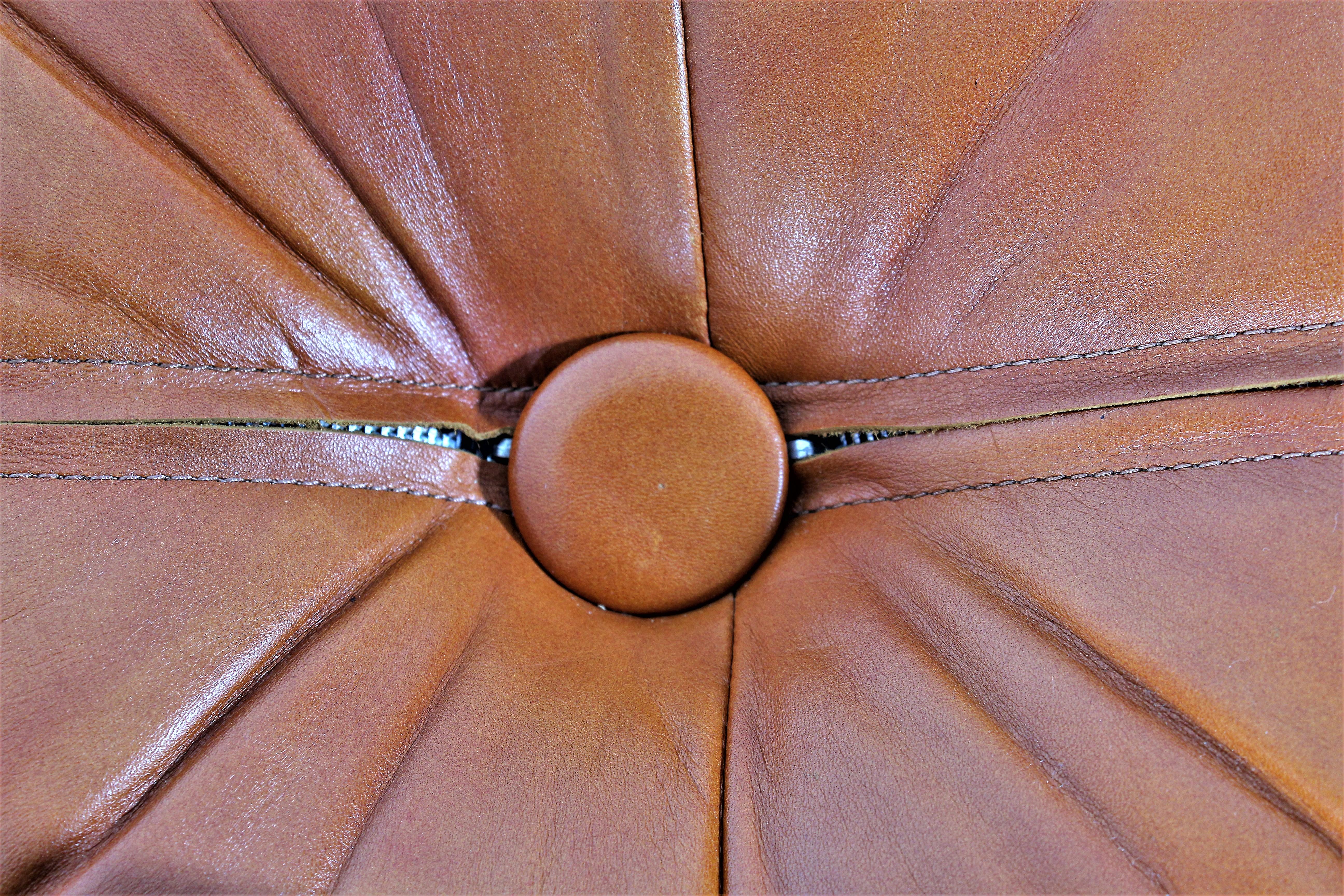  Vintage Luigi Massoni for Poltrona Frau Leather Ottoman, Italy, 1968 7