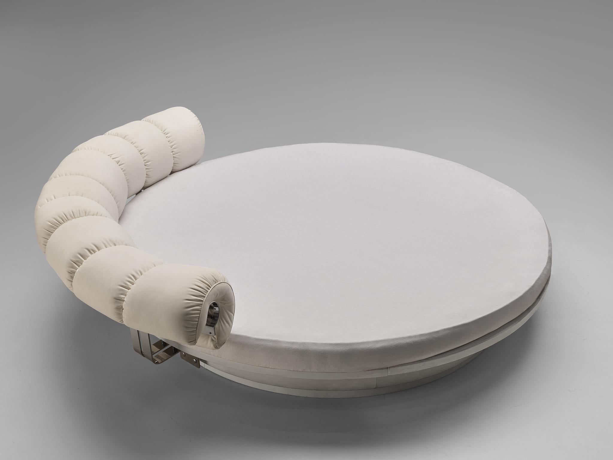 Luigi Massoni for Poltrona Frau 'Lullaby Due' Bed in White Leather In Good Condition For Sale In Waalwijk, NL