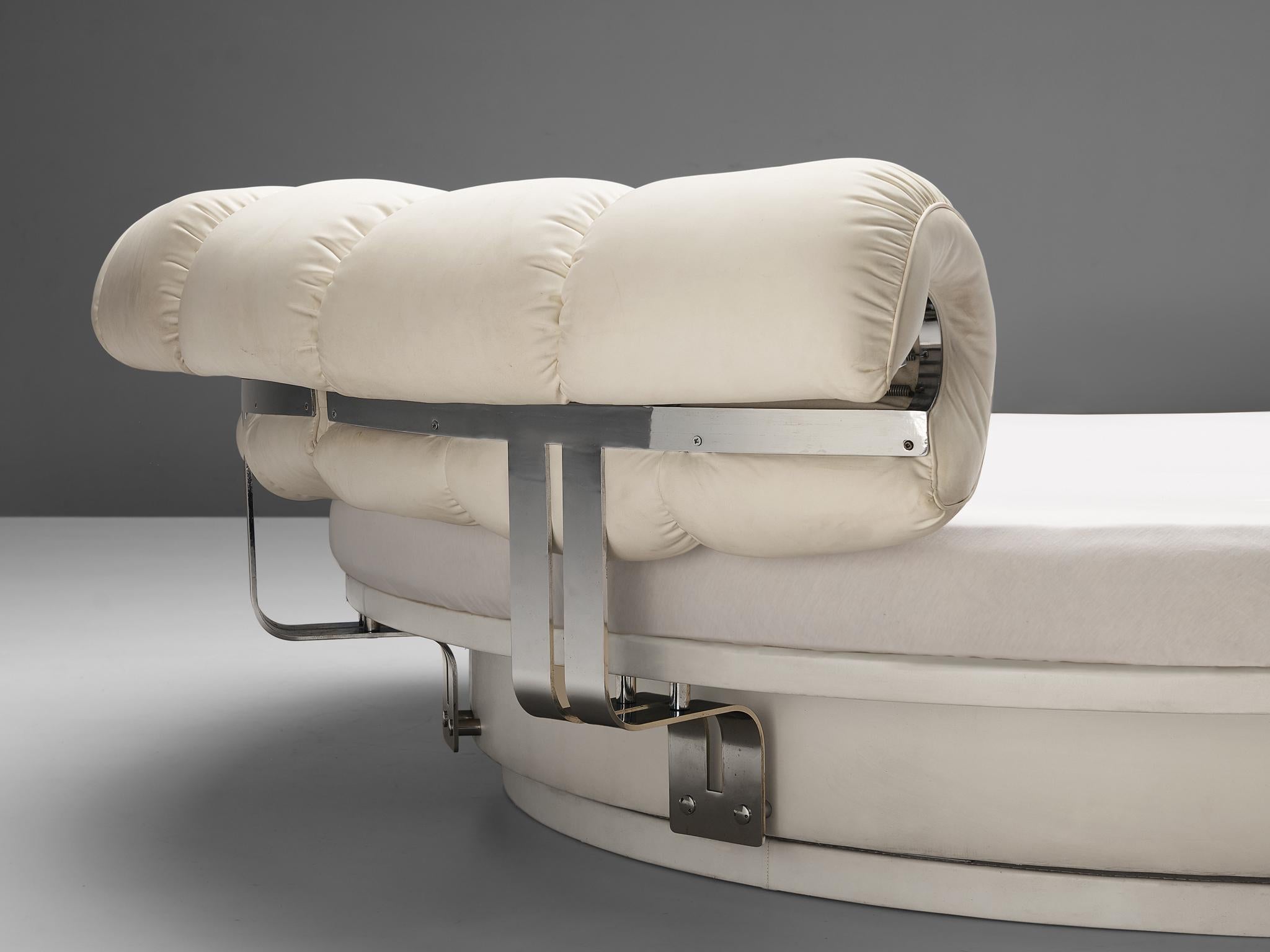 Mid-20th Century Luigi Massoni for Poltrona Frau 'Lullaby Due' Bed in White Leather For Sale