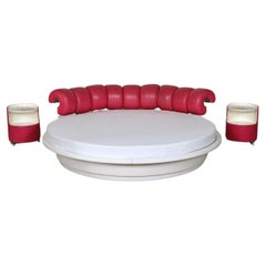 Luigi Massoni for Poltrona Frau, Lullaby Due pink bed with nightstands, 1968