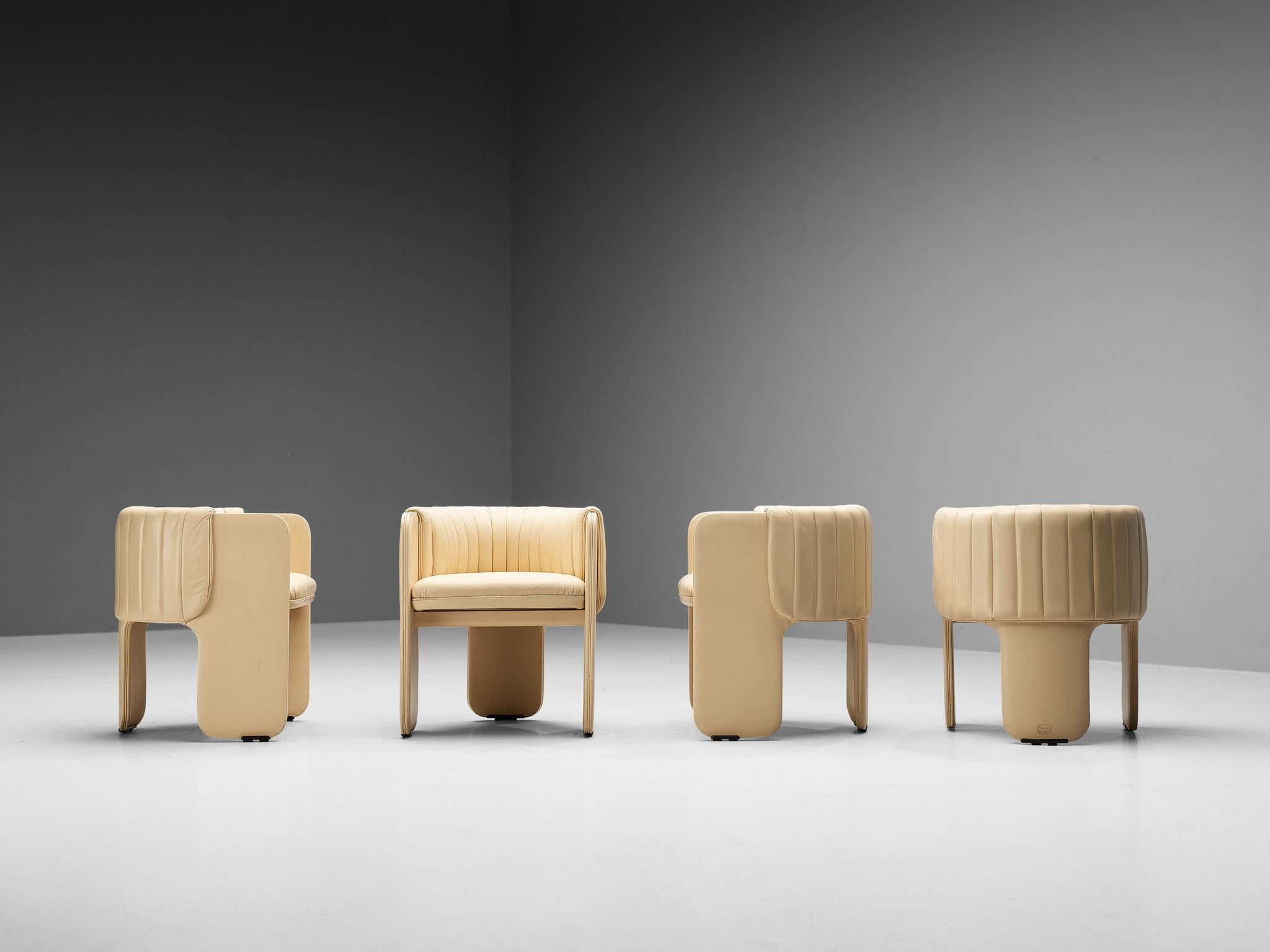 Luigi Massoni für Poltrona Frau Satz von vier 'Dinette'-Sesseln aus Leder im Zustand „Gut“ im Angebot in Waalwijk, NL