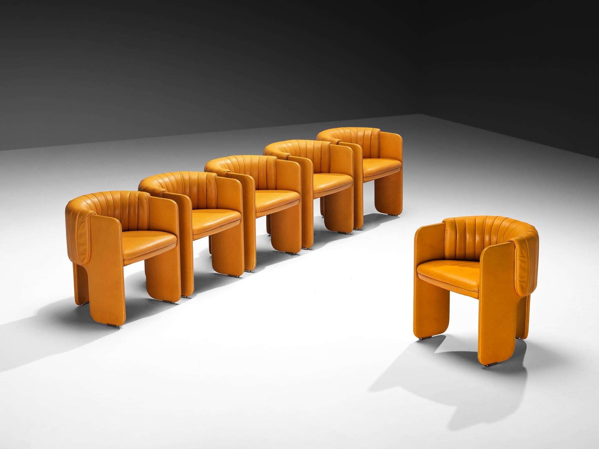 Luigi Massoni for Poltrona Frau, set of six armchairs model ‘Dinette’, leather, chrome, Italy, 1972

This set of dining chairs showcases an exceptional design, defined by distinctive shapes and upholstered in vibrant orange leather. Designed to be a