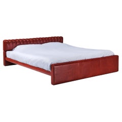 Retro Luigi Massoni for Poltrona Frau Twin Bed Model 'Losange' in Red Leather