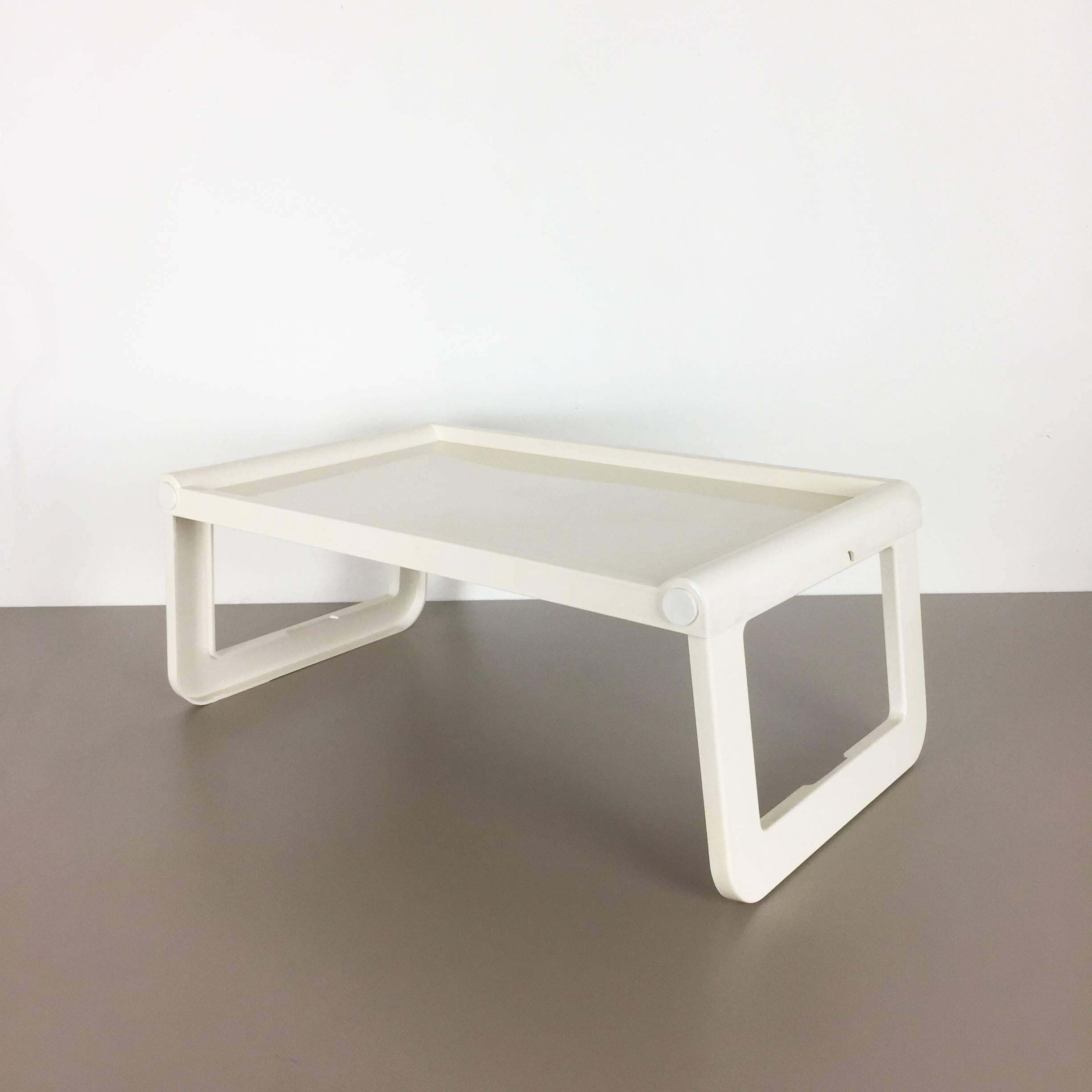 Luigi Massoni Minimalist Plastic White Bed Tray Element by Guzzini, Italy, 1980s For Sale 4