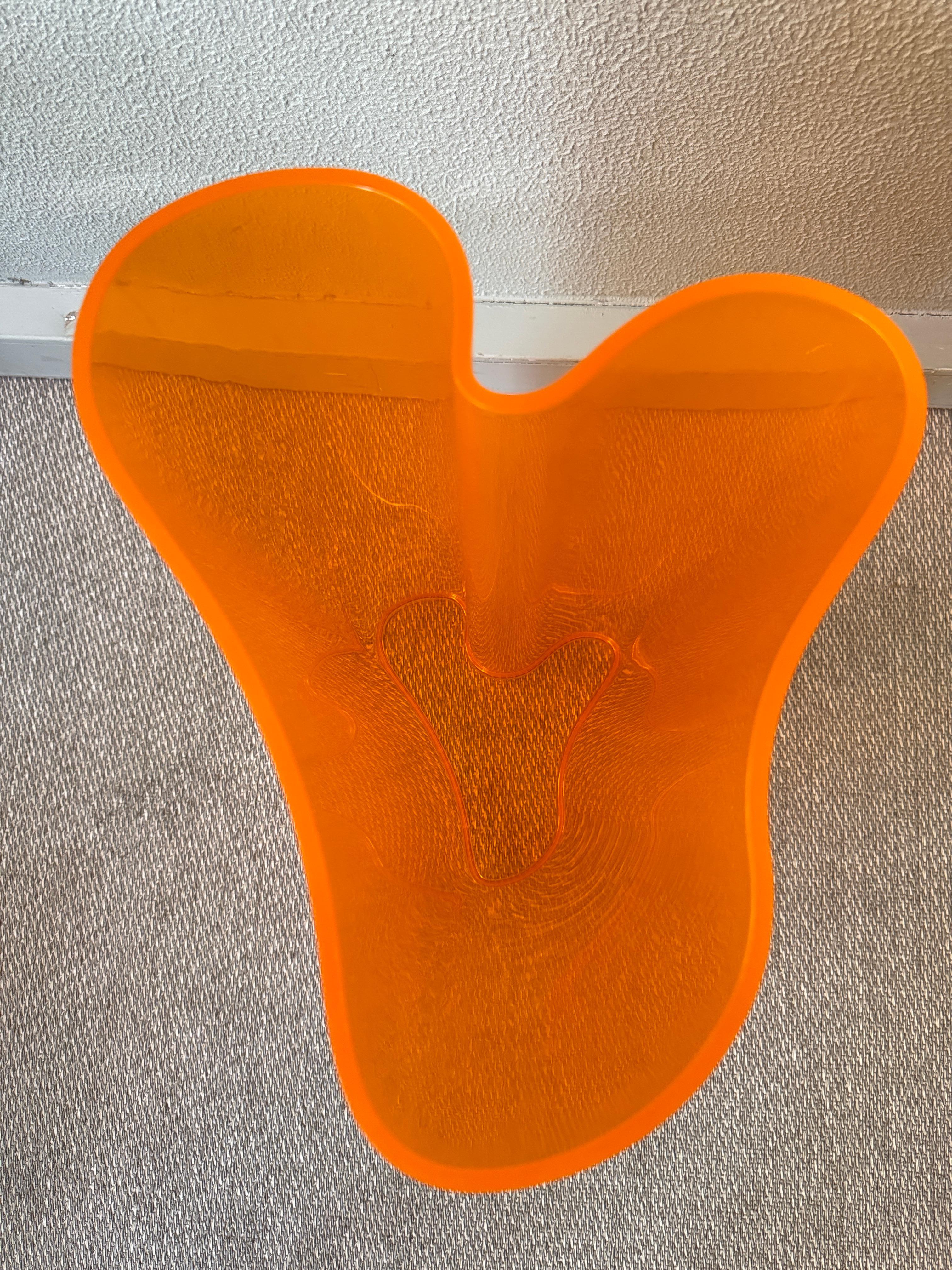 Acrylique Porte-parapluies en plexiglas orange de Luigi Massoni pour Guzzini, Italie, années 1970 en vente