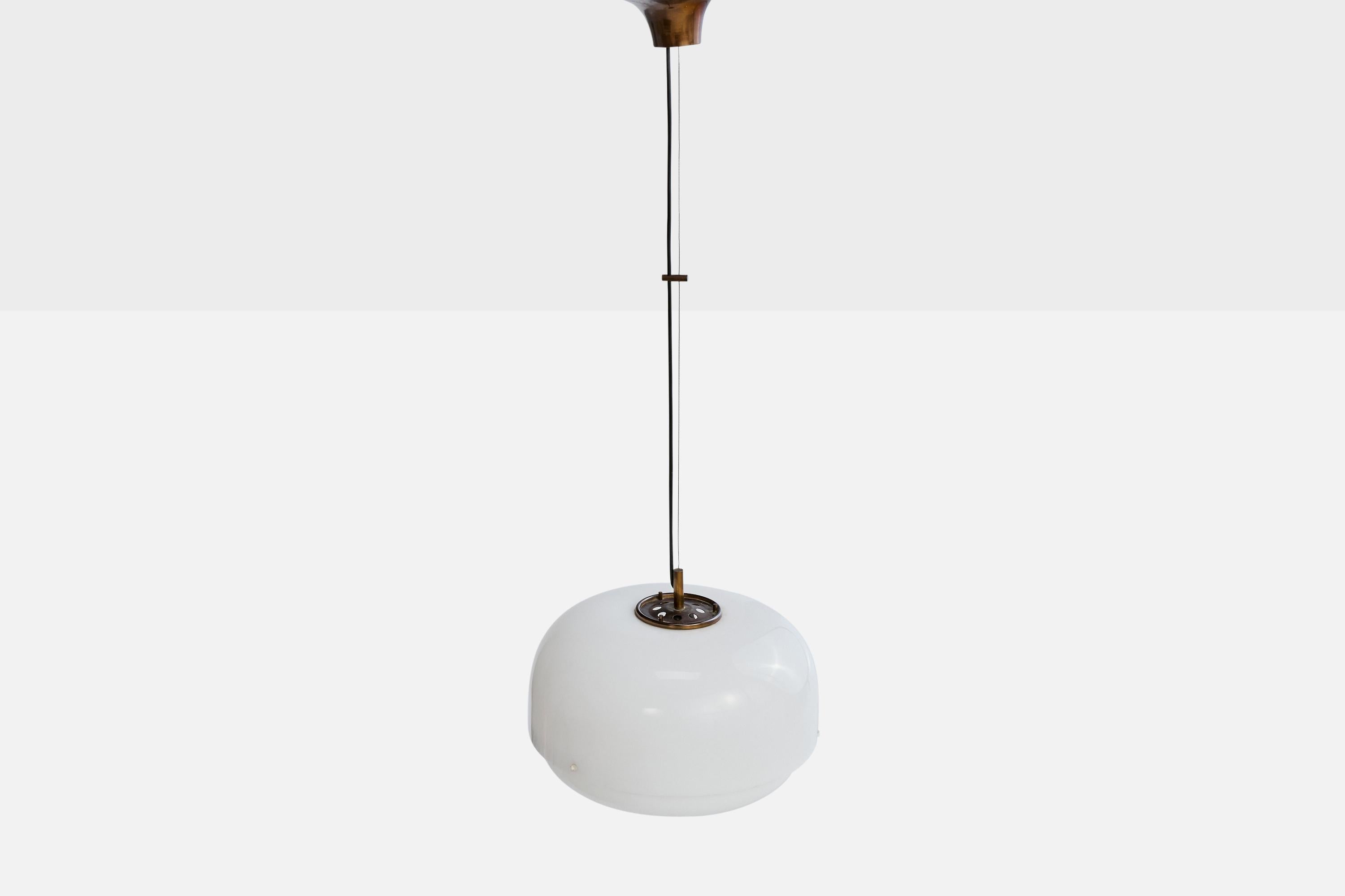 Italiano Luigi Massoni, Pendant Light, Acrylic, Brass, Italy, 1970s in vendita