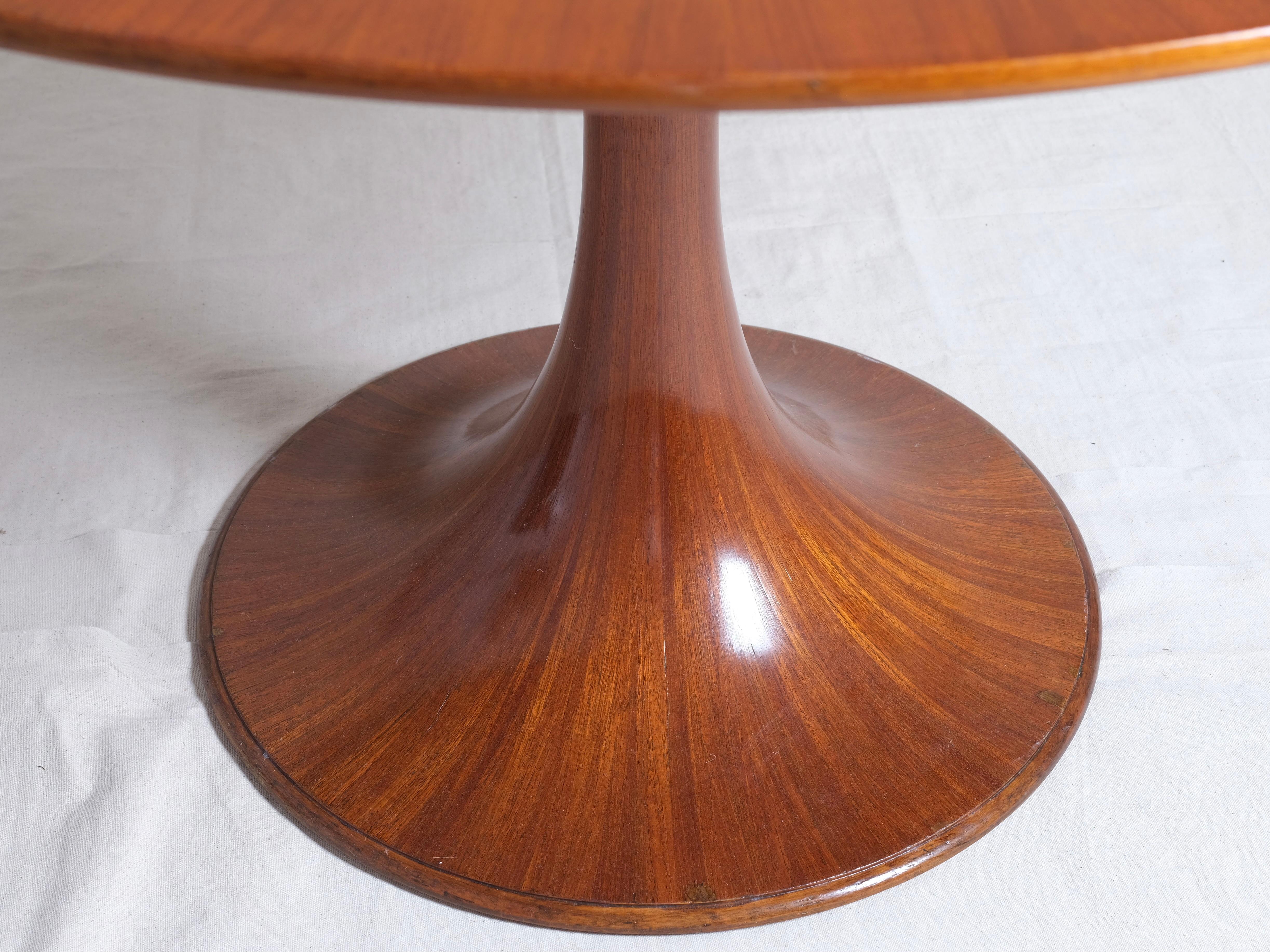Mid-Century Modern Luigi Massoni Sunburst 'Clessidra' Table For Sale