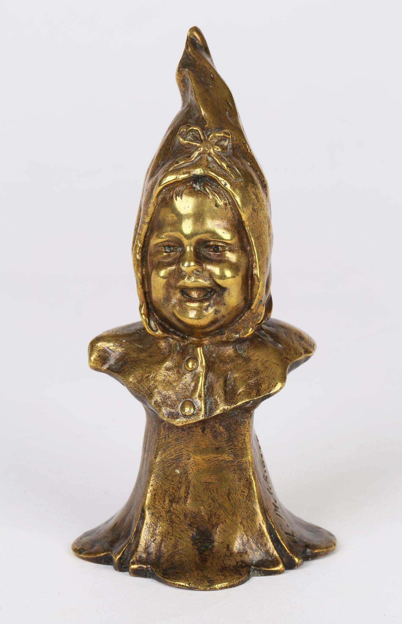 Luigi Melchiorre Busto di bambino in bronzo dorato italiano con cappellino in vendita 2