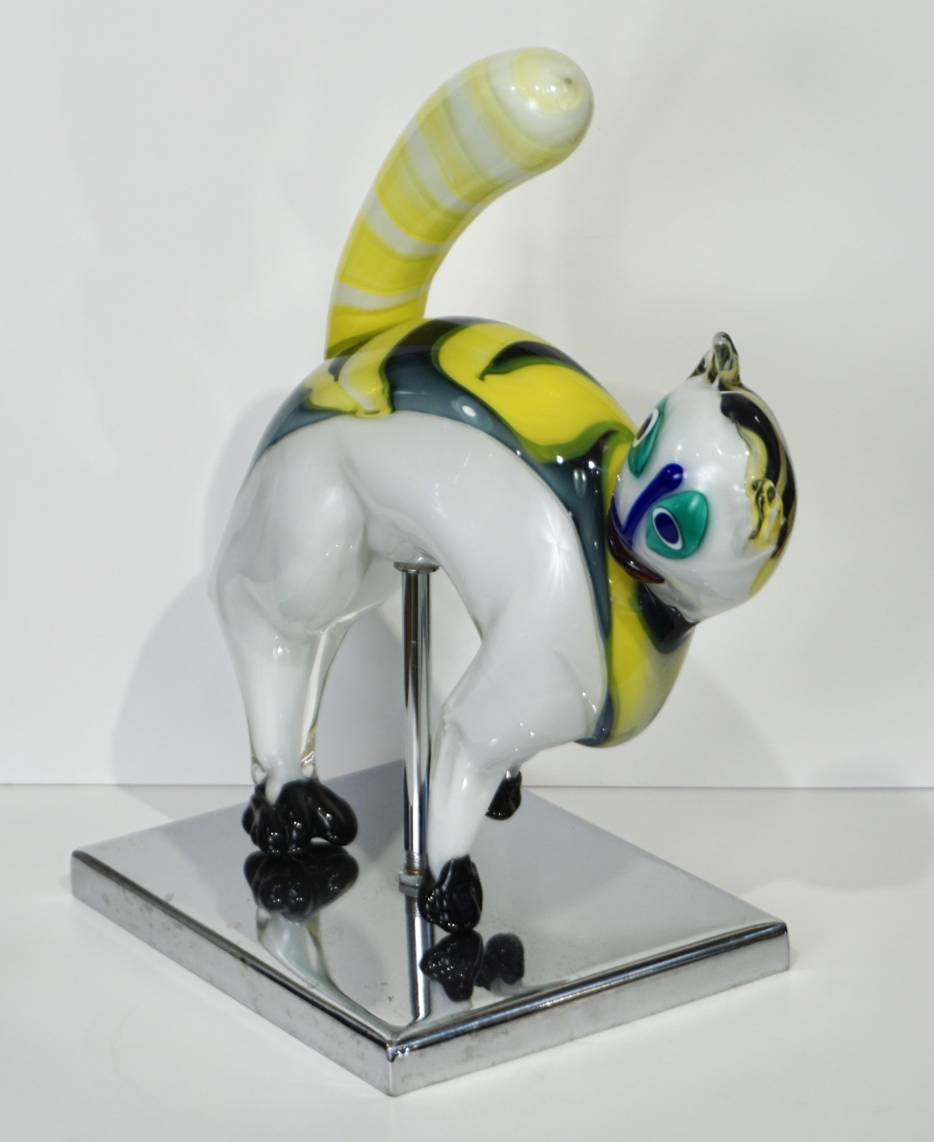 Alfredo Barbini Italian Modernist White Yellow Murano Art Glass Cat Sculpture For Sale 4