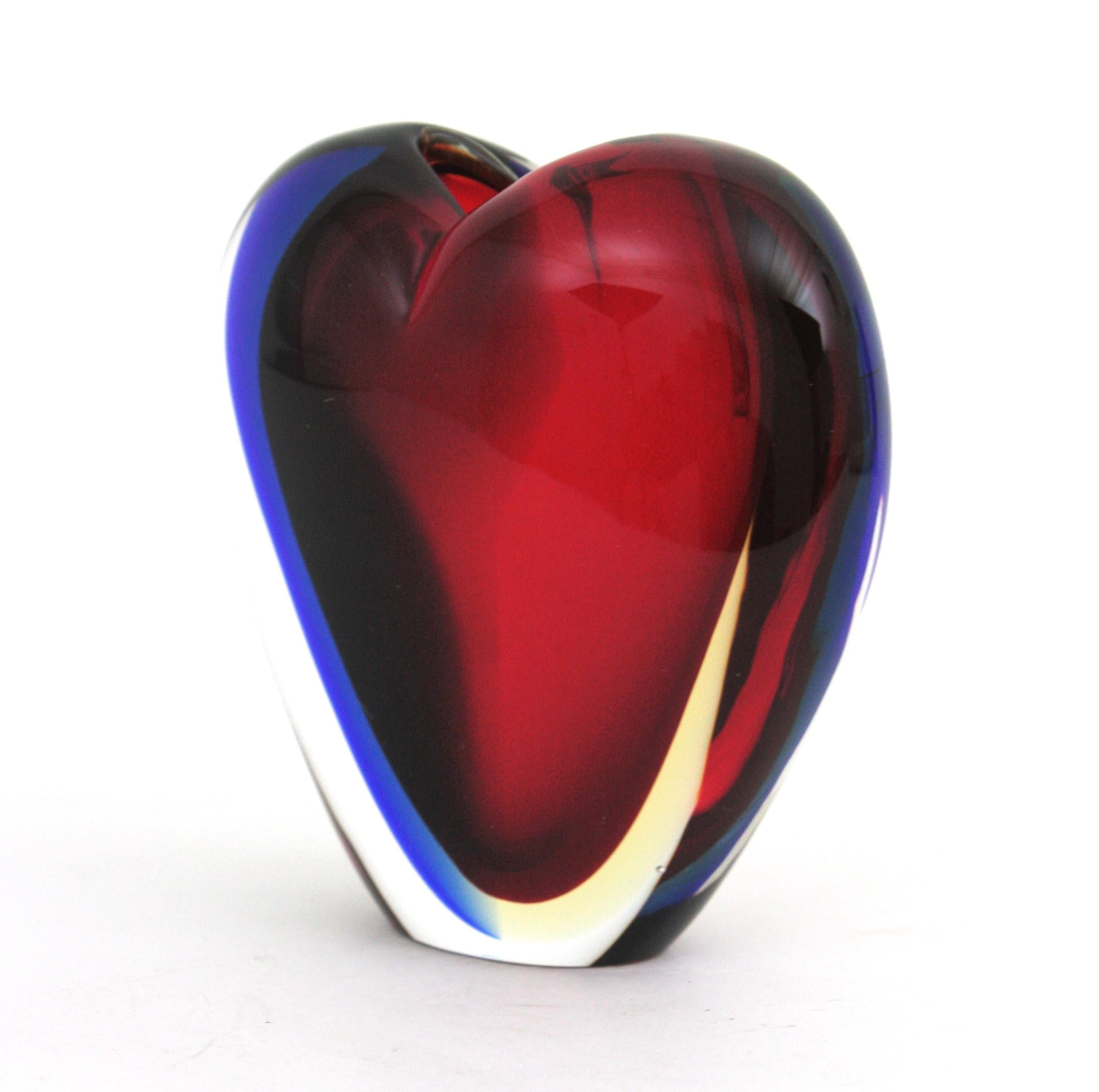 Luigi Onesto Signed Murano Heart Shaped Sommerso Art Glass Vase For Sale 6