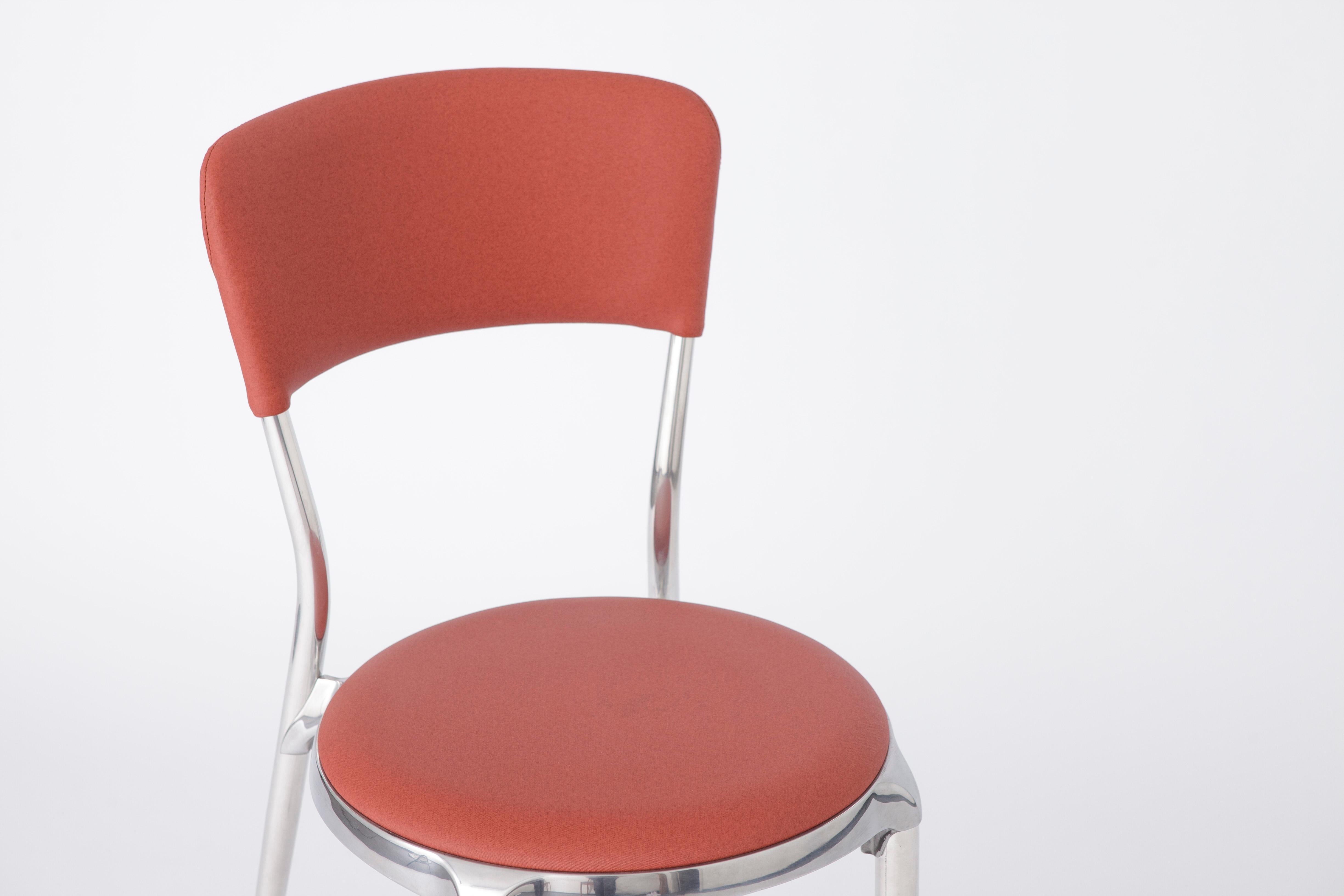 Moderner Stuhl, Design von Luigi Origlia, aus den 1990er Jahren. 
Modell 
