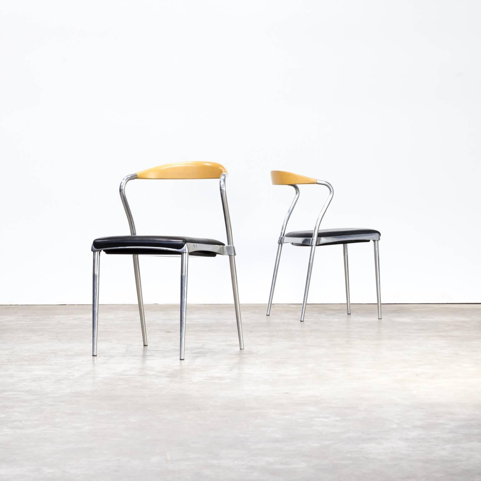 Chaise design 'piuma' de Luigi Origlia pour Origlia Italie, ensemble de deux. Bon état correspondant à l'âge et à l'utilisation.