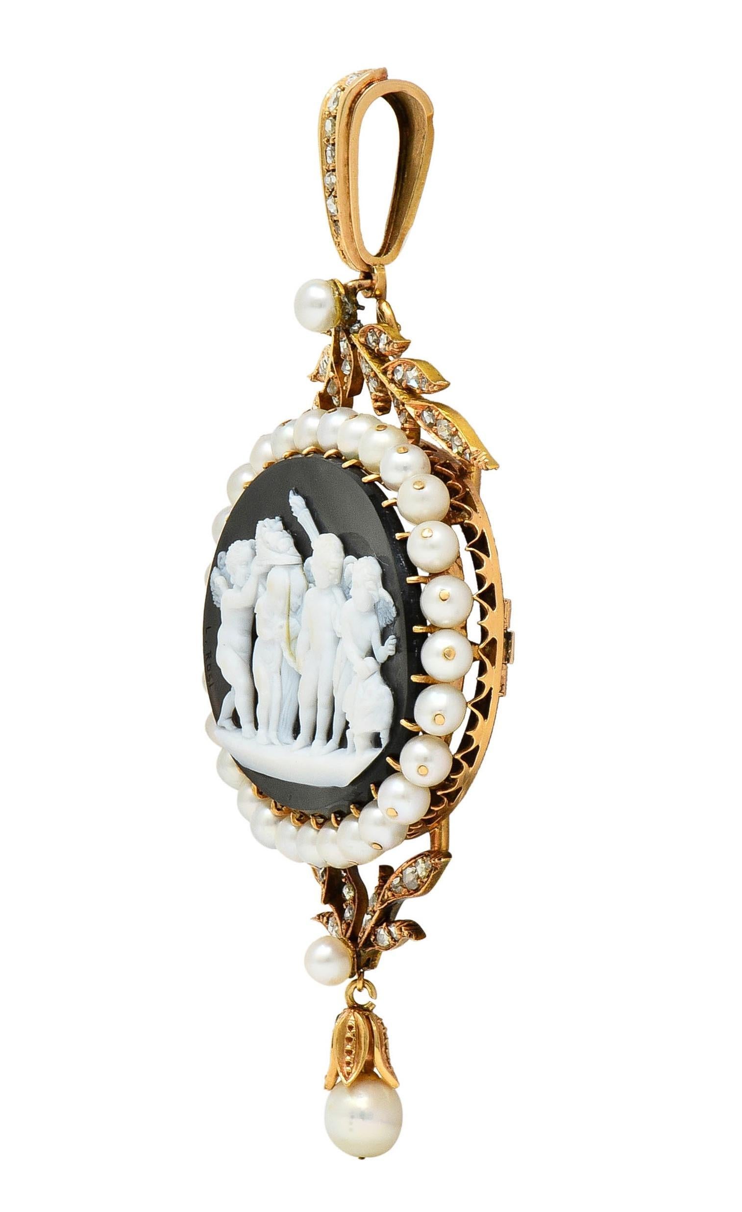 Victorien Luigi Rosi Pendentif médaillon victorien ancien camée de Cupidon en or 18 carats avec agate et diamants en vente