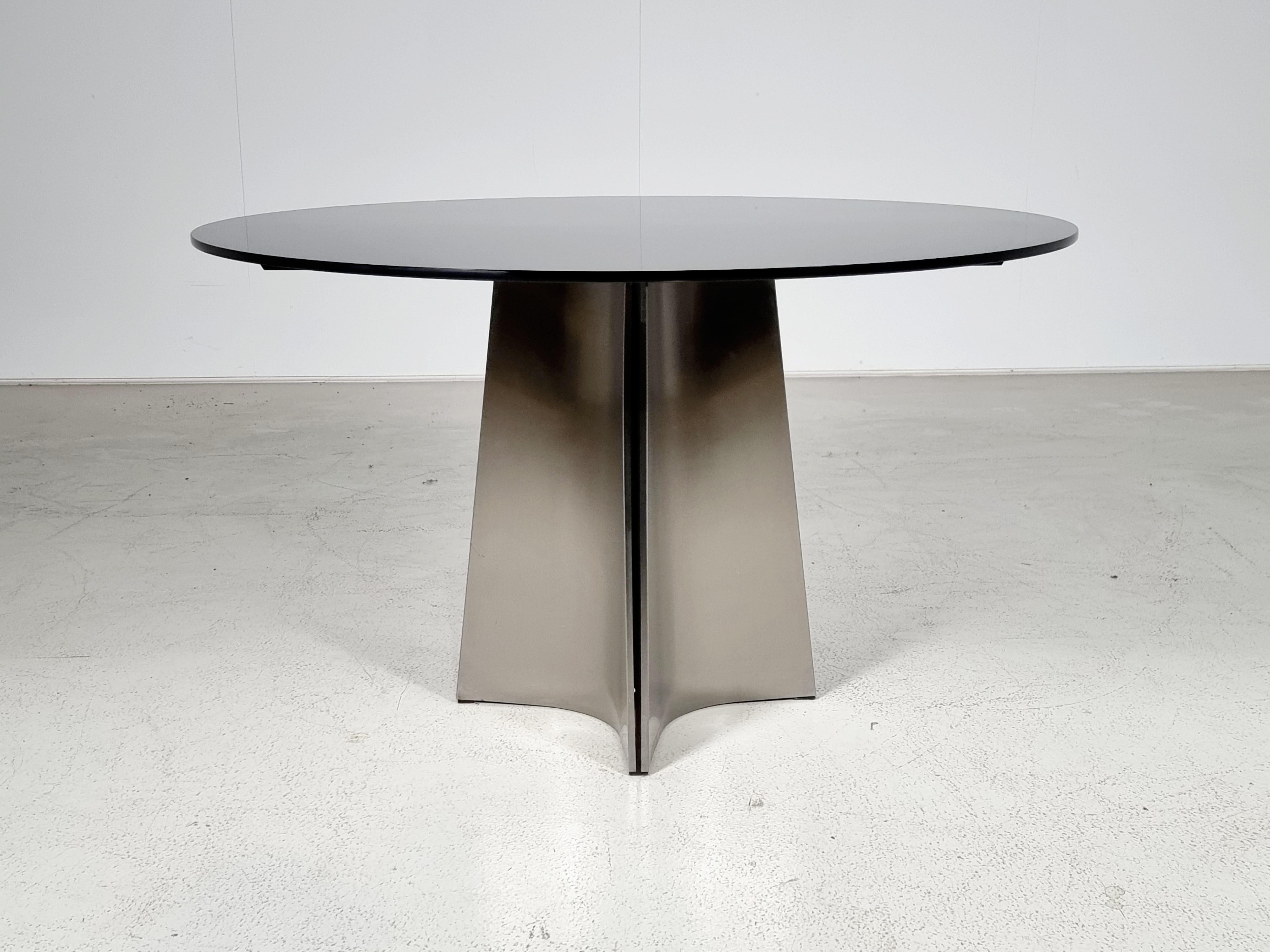 Mid-Century Modern Luigi Saccardo for Armet Pedestal Round Dining Table, 1970, Italy