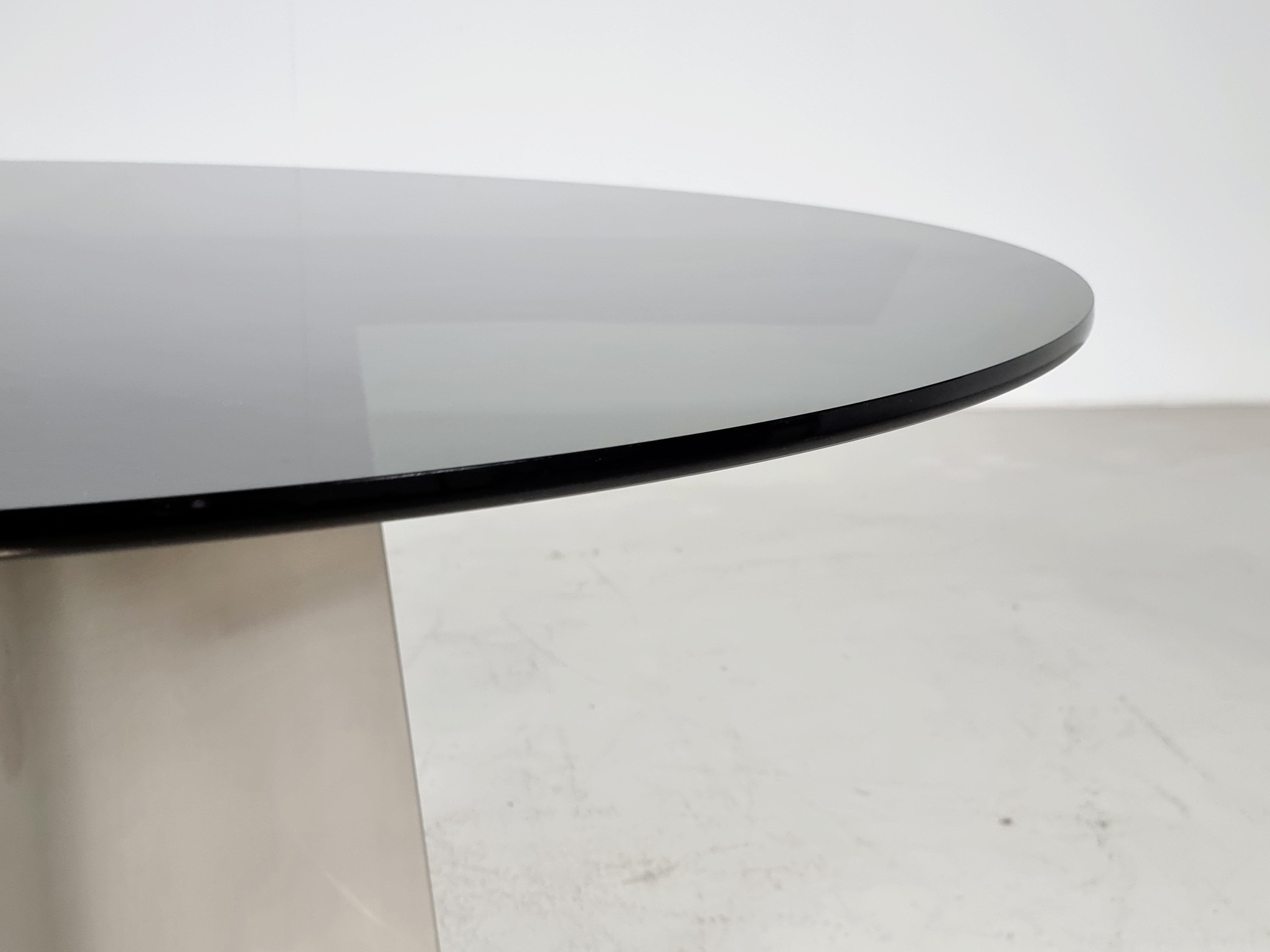 Luigi Saccardo for Armet Pedestal Round Dining Table, 1970, Italy 2