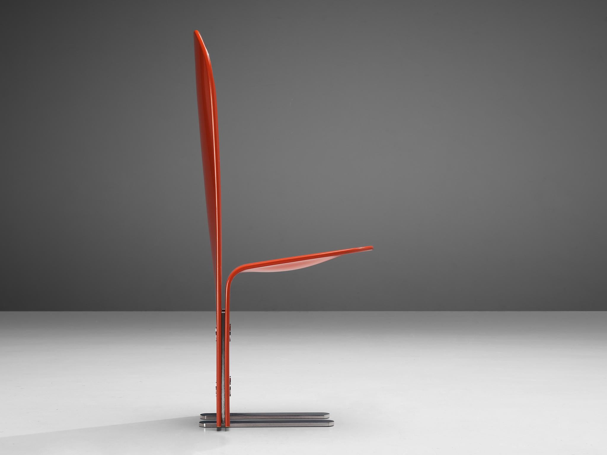 Luigi Saccardo für Arrmet: Stuhl „Pelicano“ aus rotem Sperrholz (Postmoderne) im Angebot