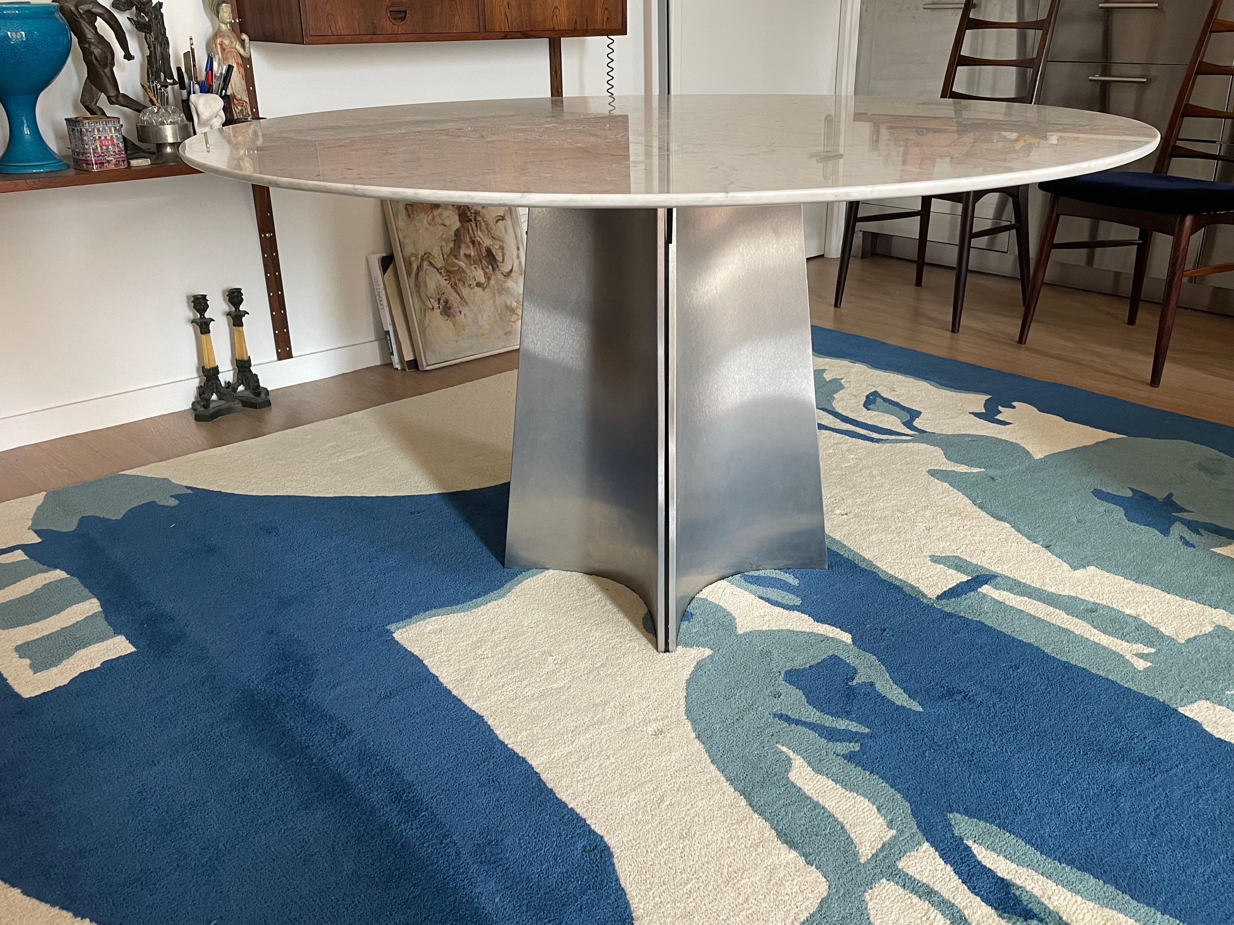 Late 20th Century Luigi Saccardo for Maison Jansen, Round Dining Table, 1970