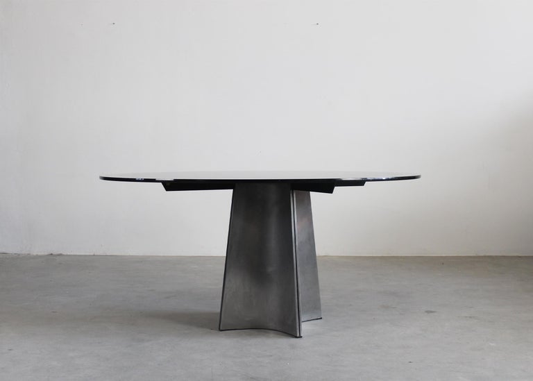 Minimalist Luigi Saccardo Round Pedestal Table in Steel and Glass by Maison Jansen, 1970s For Sale