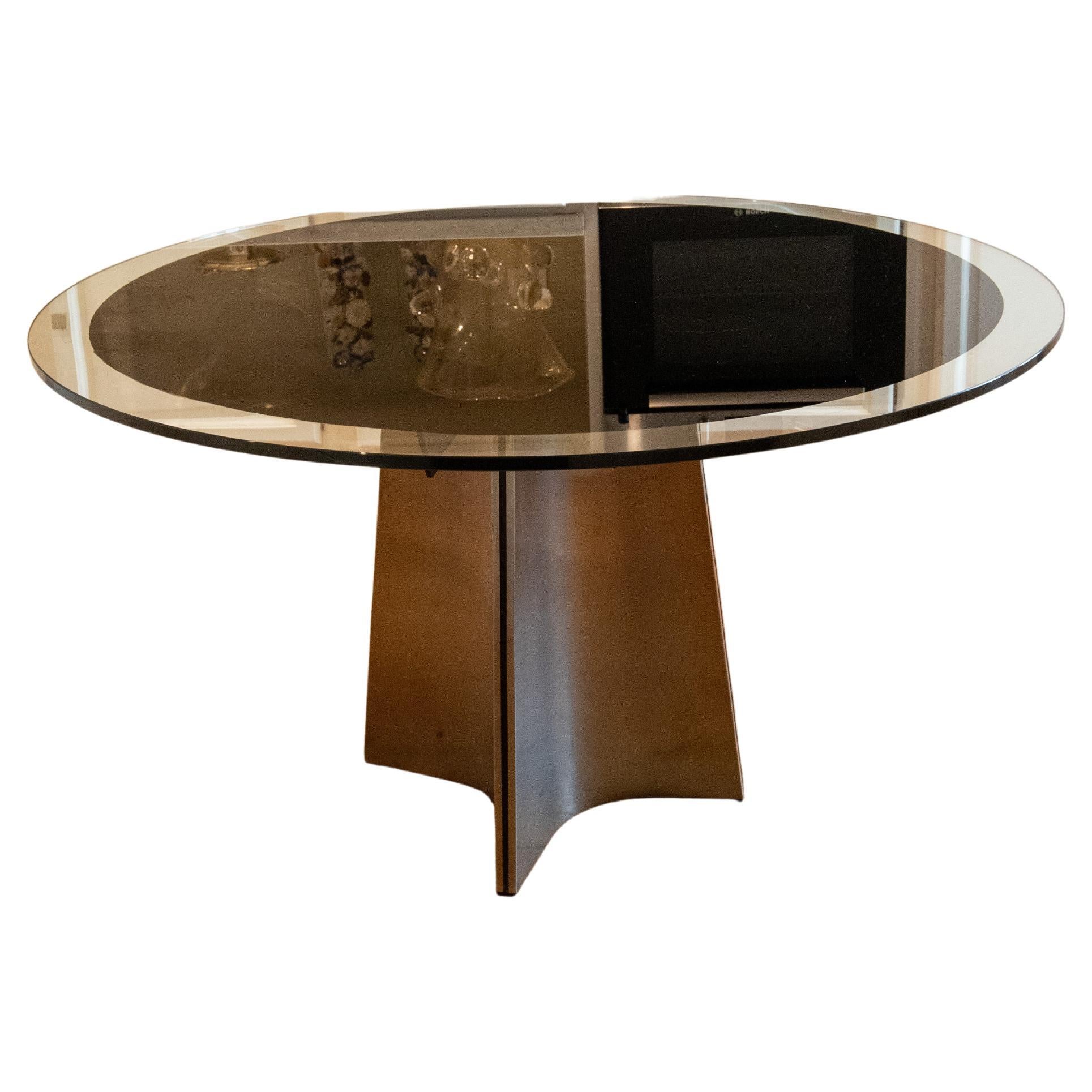 Luigi Saccardo round table 1970's