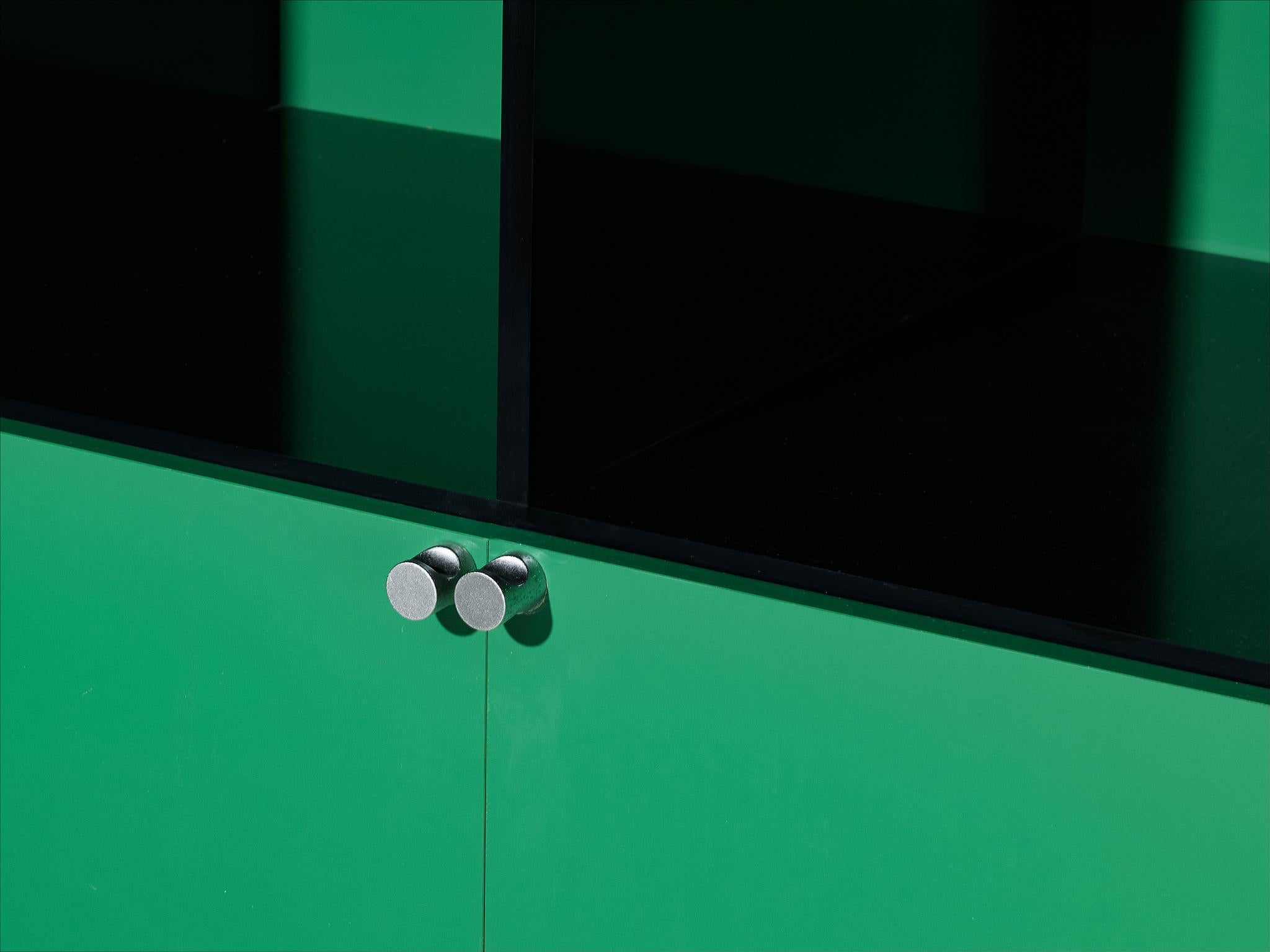 Tavole alte 'Topline' di Luigi Saccardo in un vibrante colore Greene & Greene in vendita 2