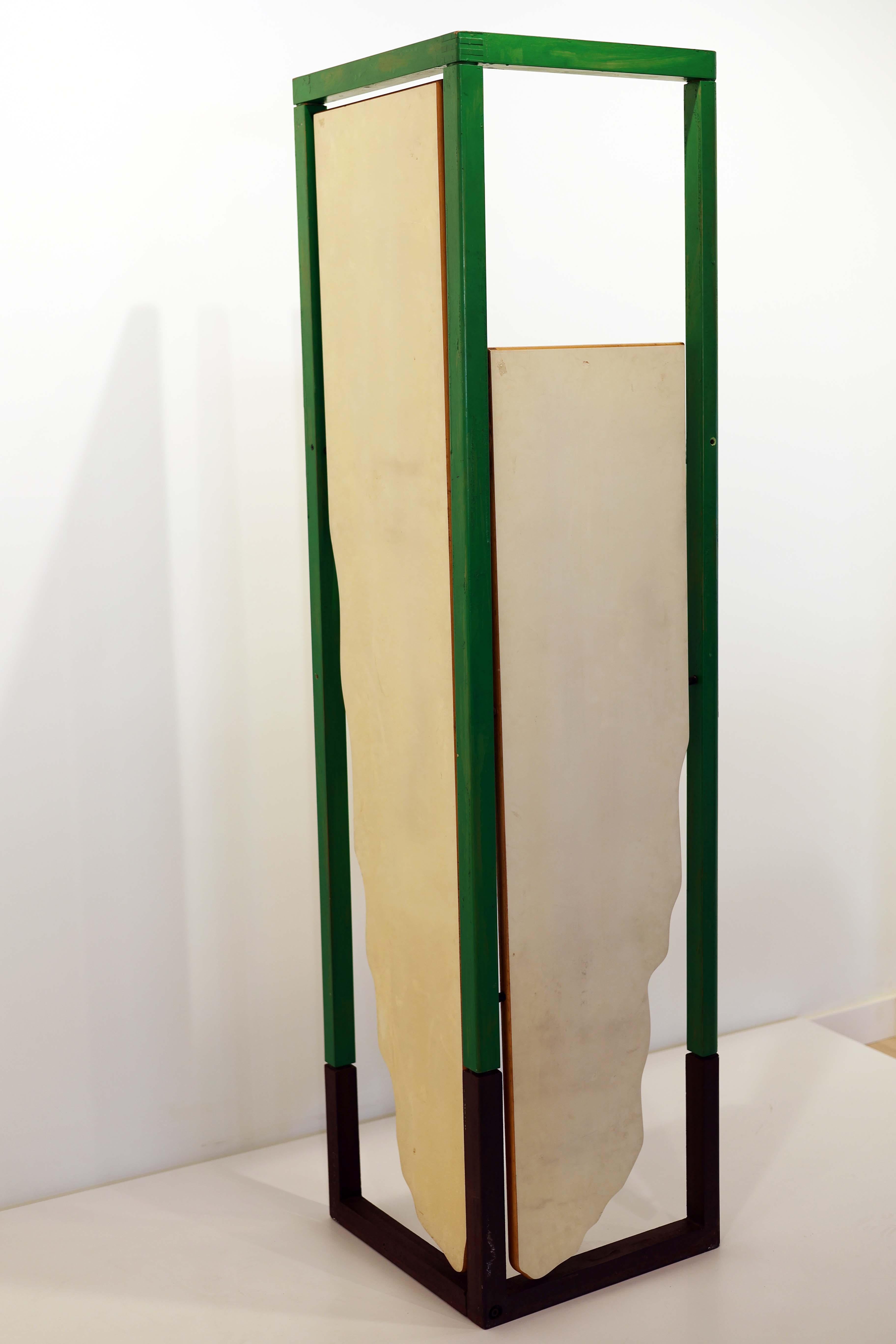 Late 20th Century Luigi Screen/Shelf by Gaetano Pesce for Bernini 1982