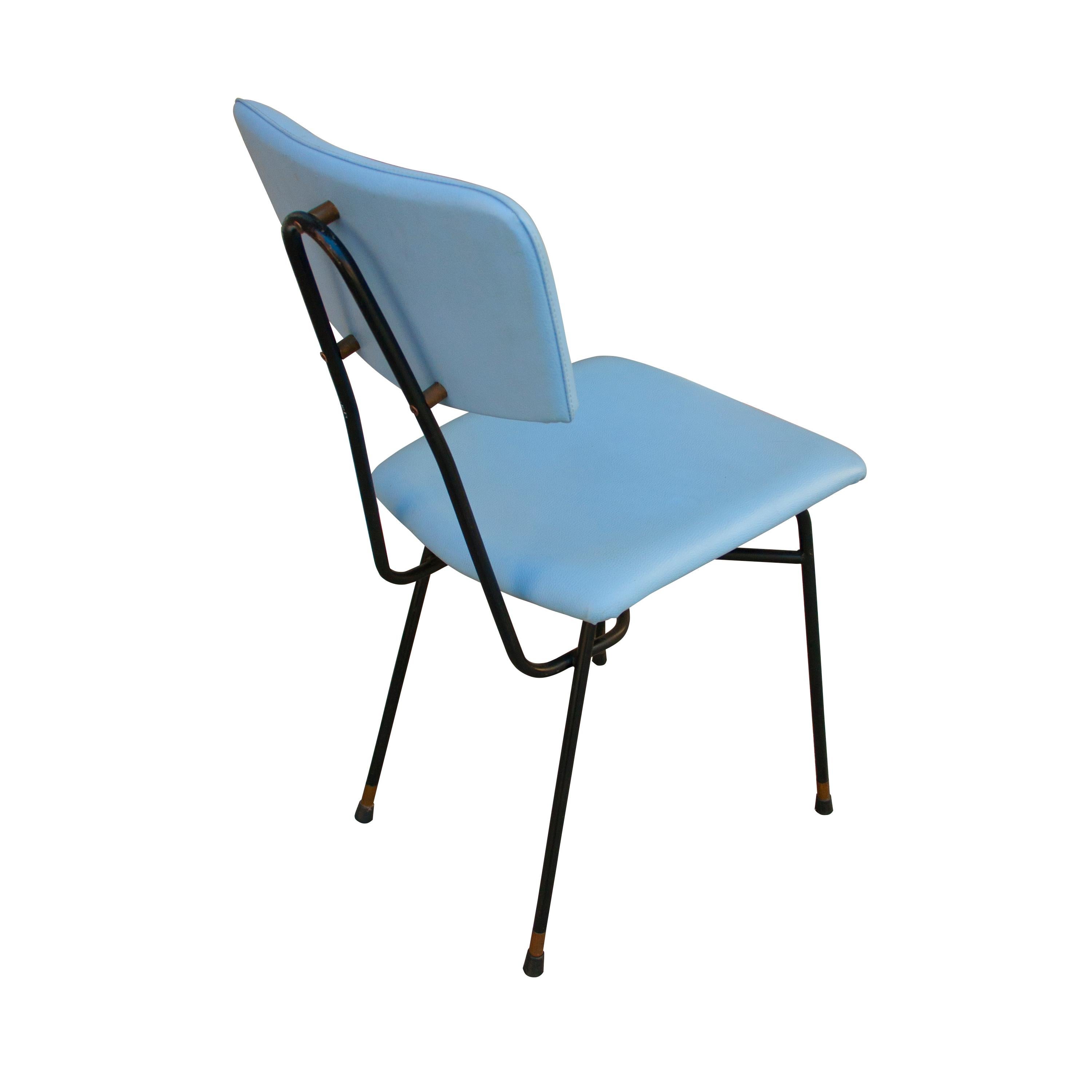 Luigi Scremin 10 Chairs Set Blue Leatherette and Melalic Structure, Italy, 1950 In Good Condition For Sale In Madrid, ES