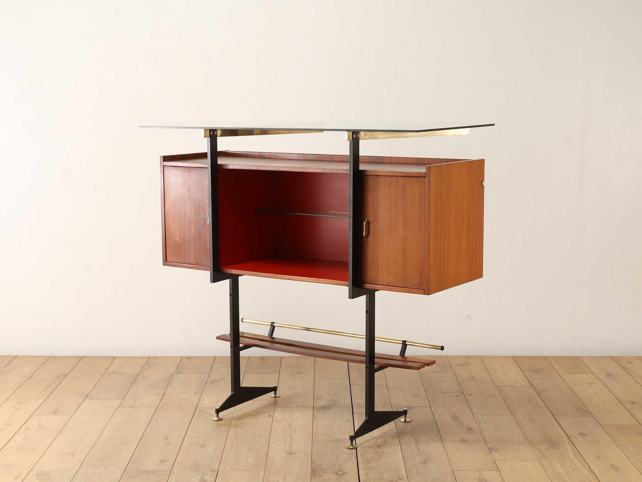 Luigi Scremin For La Permanente Mobili Cantu Bar Counter With Stools 1960's For Sale 10