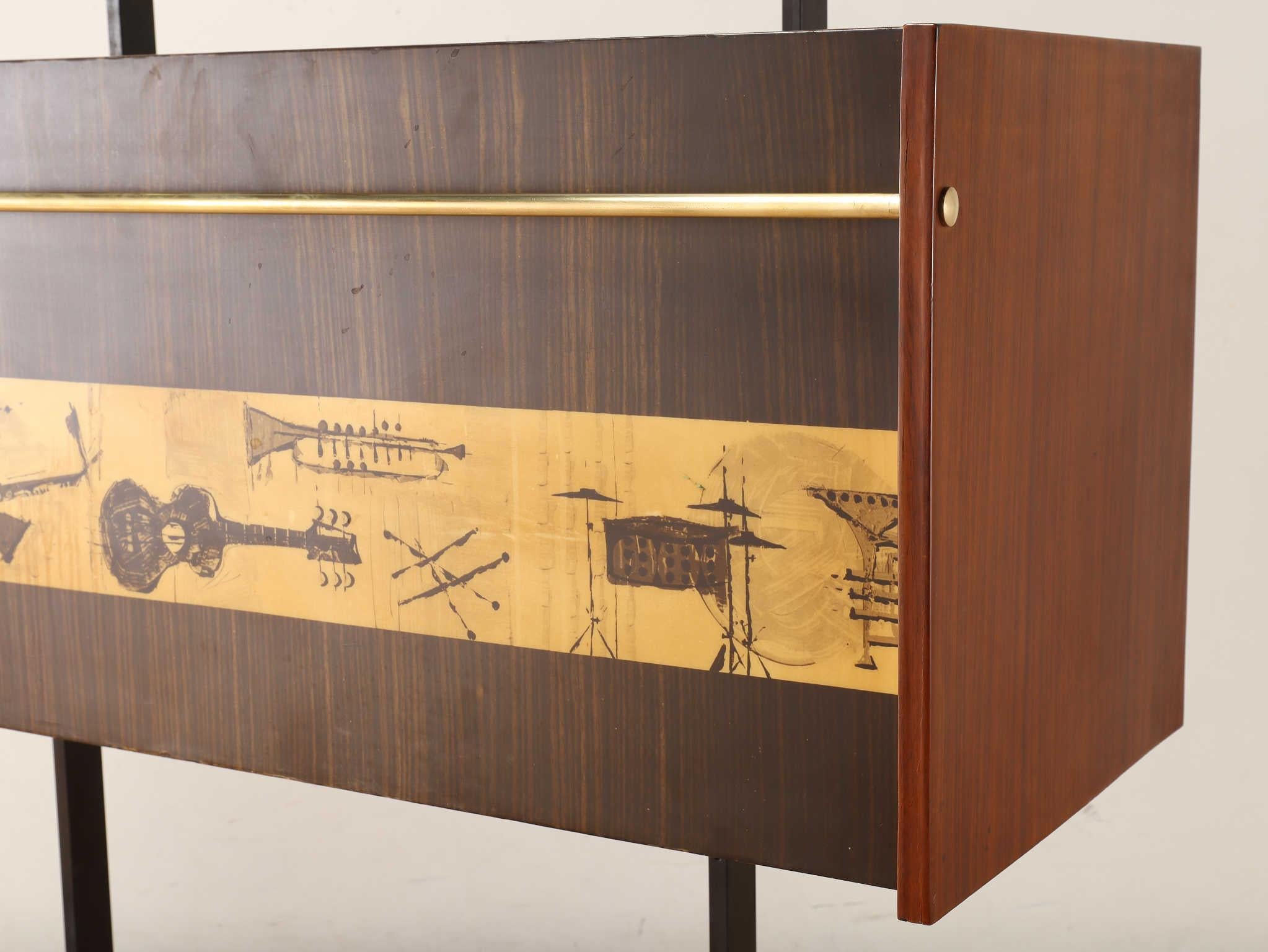 Metal Luigi Scremin For La Permanente Mobili Cantu Bar Counter With Stools 1960's For Sale