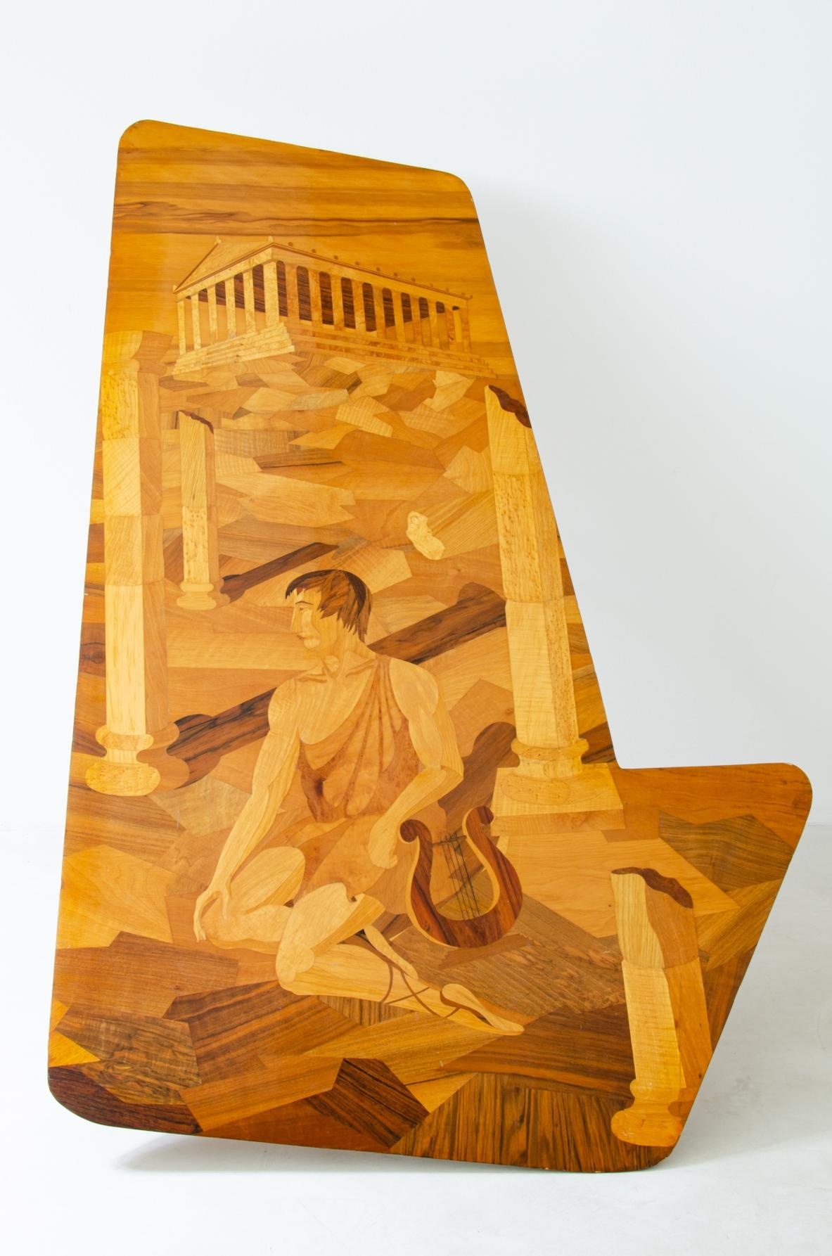 Luigi Scremin „Orpheus im Tempel“.  Großer und einzigartiger niedriger Tisch (Weichholz) im Angebot