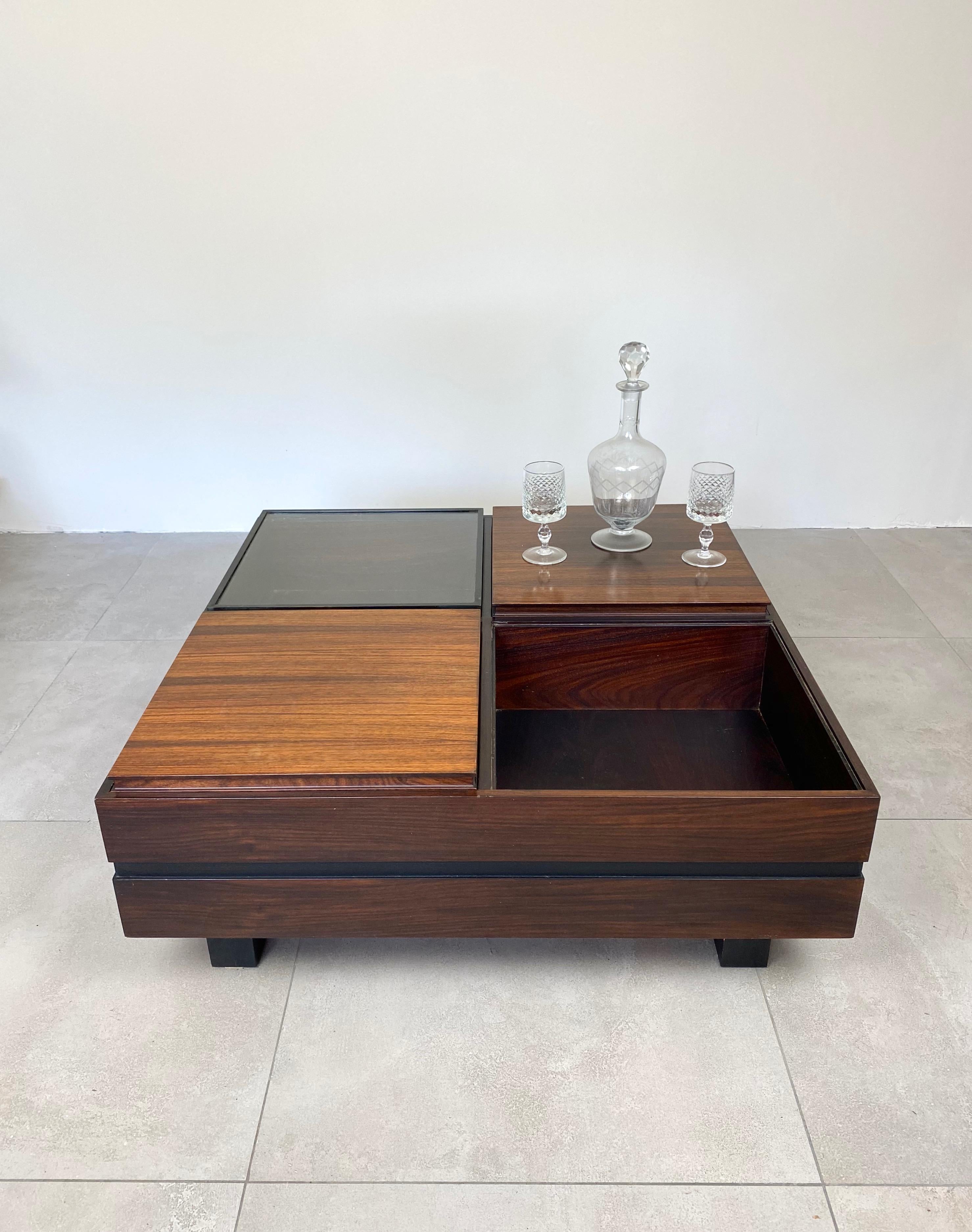 Metal Luigi Sormani Square Modular Coffee Table in Wood, Italy, 1960s For Sale