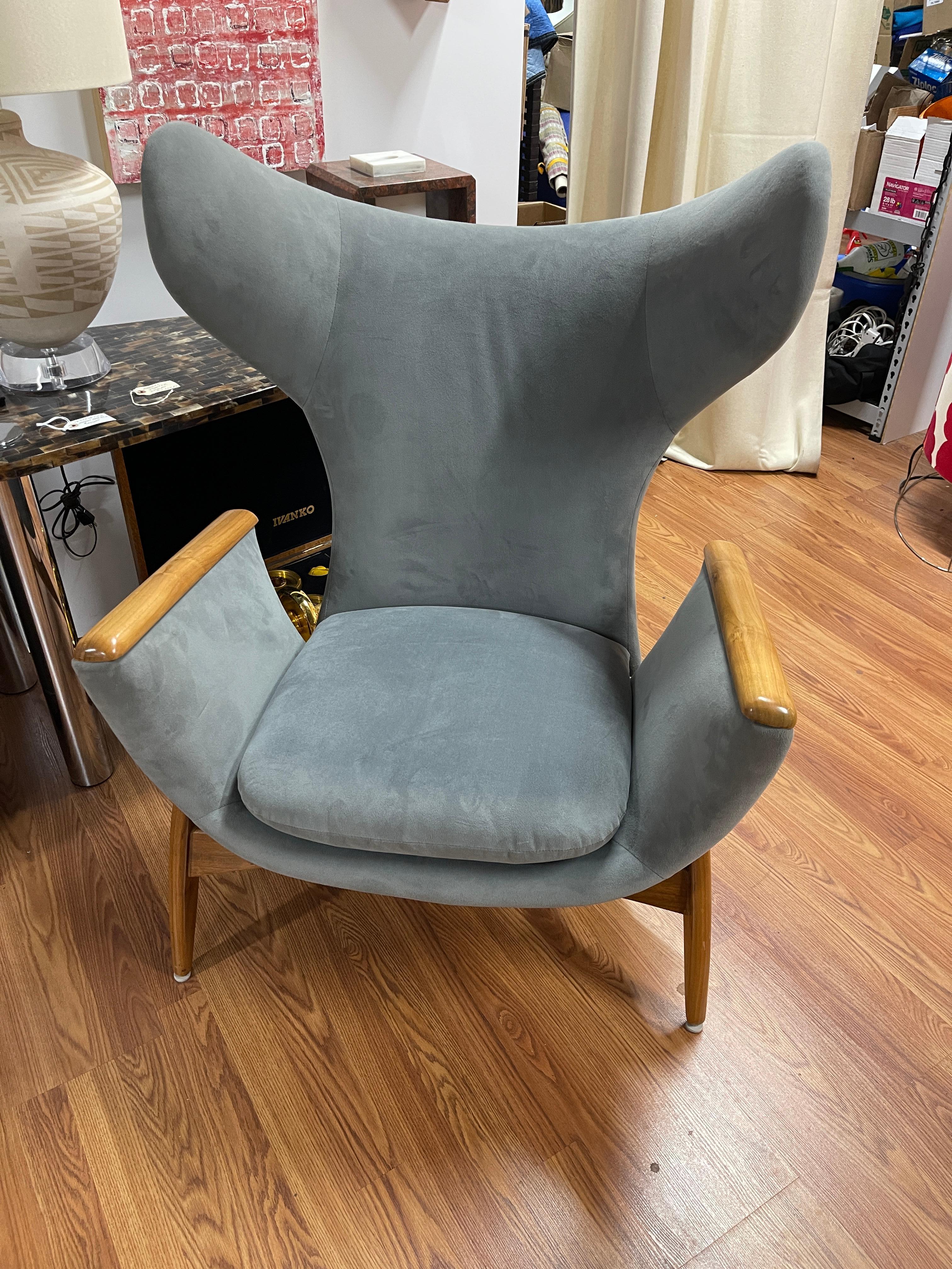 Luigi Tiengo for Cimon Modern Wingback Chair 10