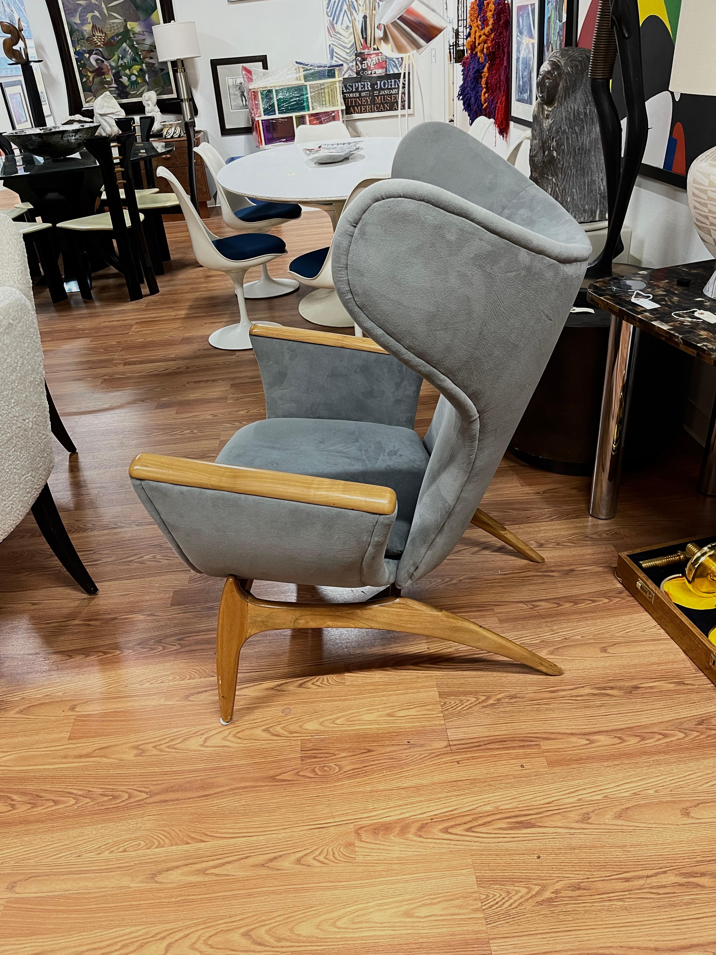 Mid-20th Century Luigi Tiengo for Cimon Modern Wingback Chair