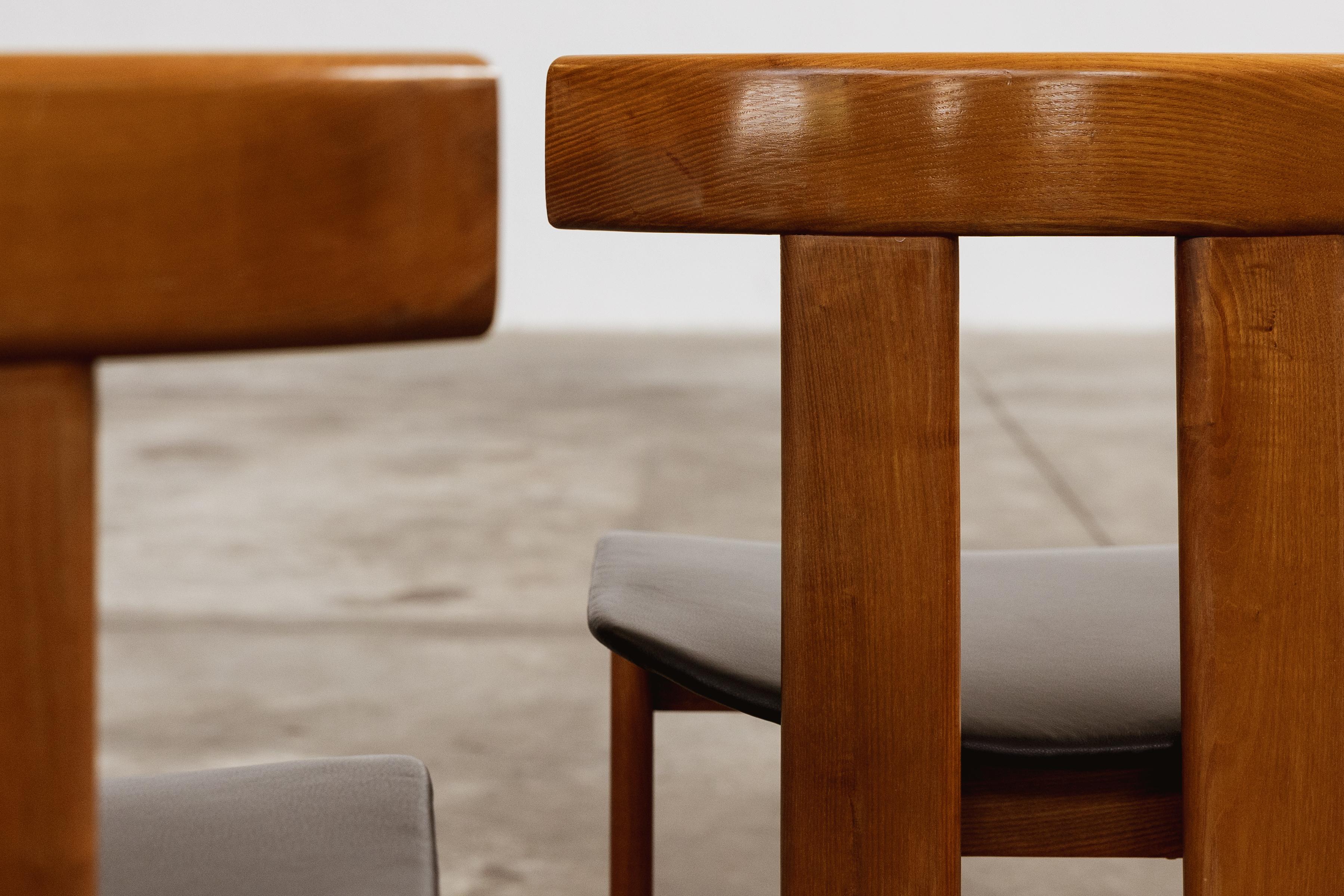 Luigi Vaghi Dining Chairs for Former, Black Leather, 1968, Set of 6 For Sale 6