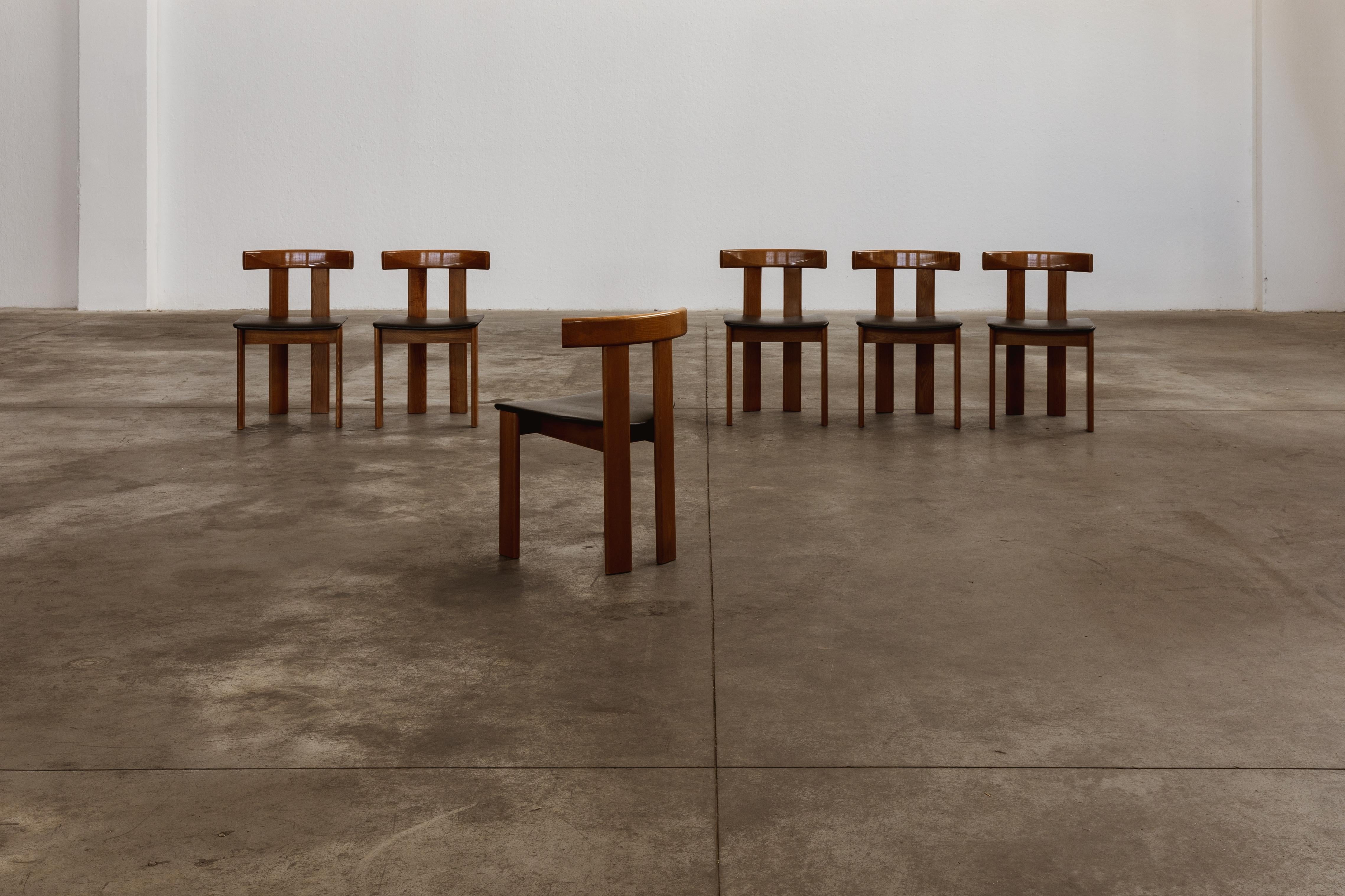 Luigi Vaghi Dining Chairs for Former, Black Leather, 1968, Set of 6 For Sale 7